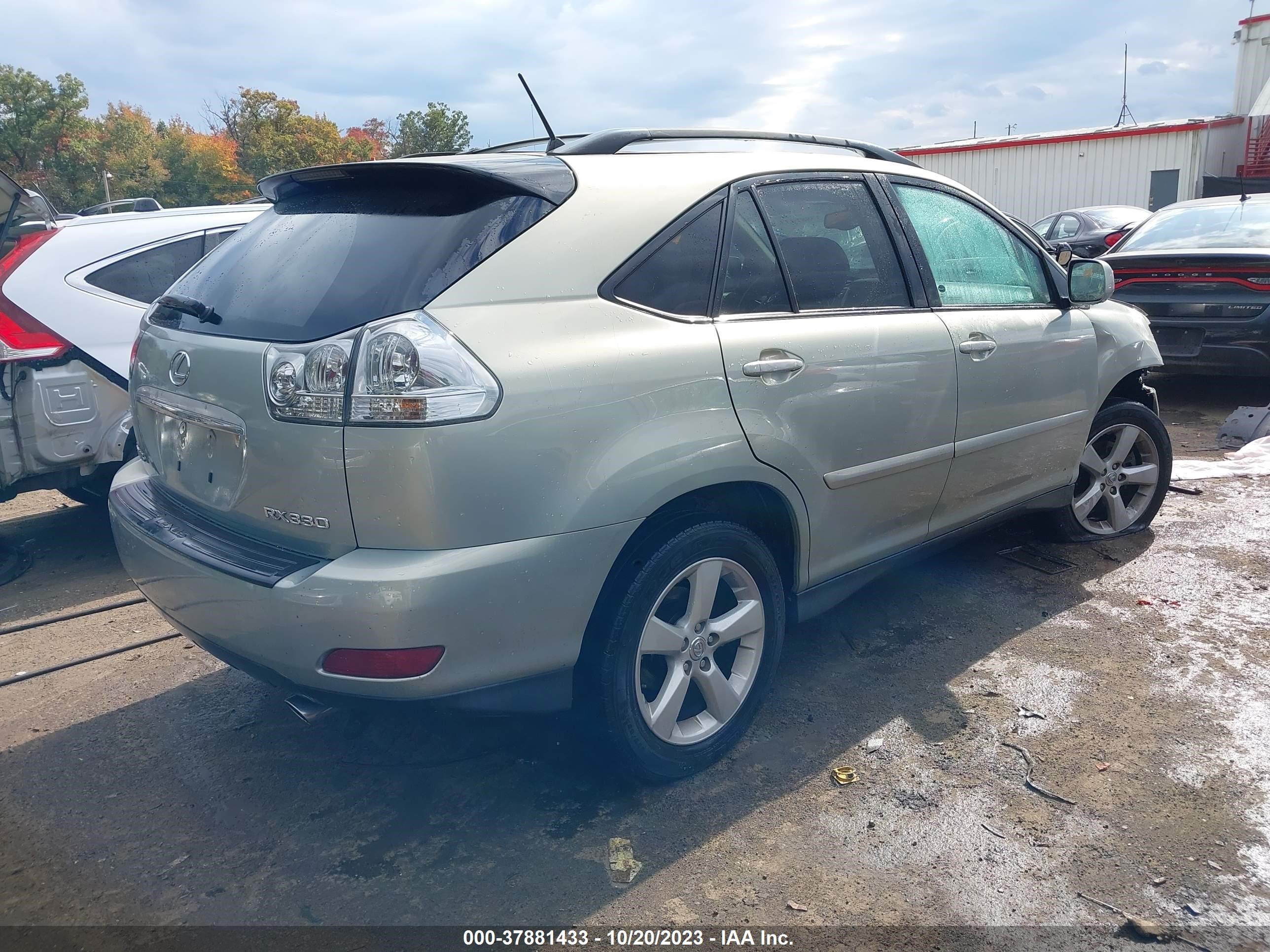 Photo 3 VIN: 2T2HA31UX5C068995 - LEXUS RX 