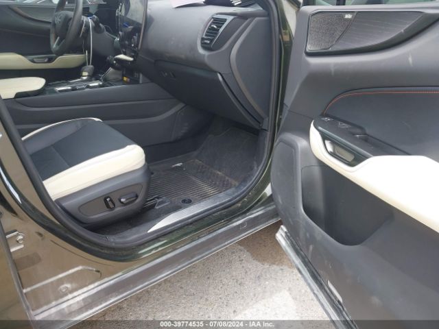 Photo 4 VIN: 2T2HGCEZ9PC028978 - LEXUS NX 