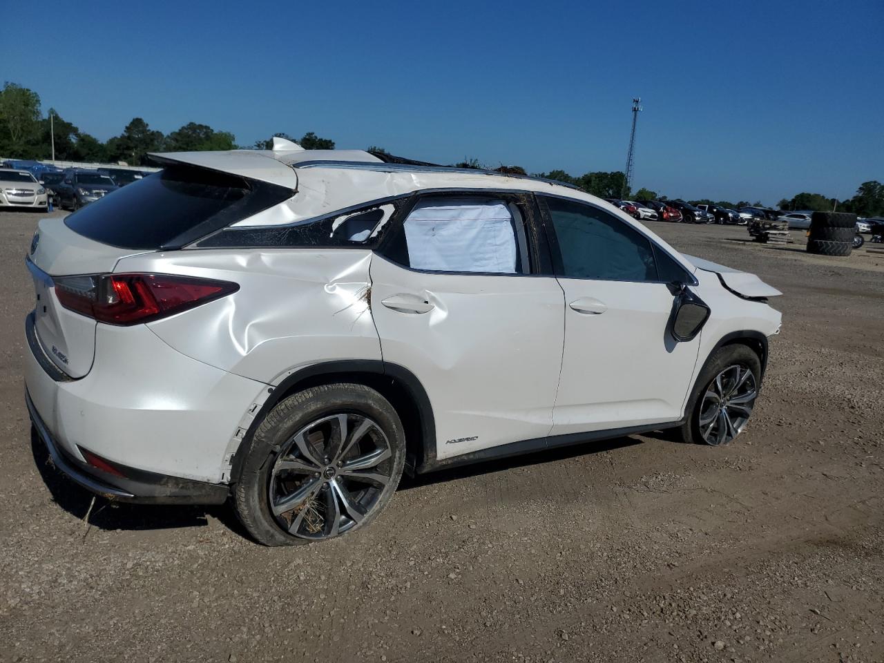 Photo 2 VIN: 2T2HGMDA1NC089711 - LEXUS RX 