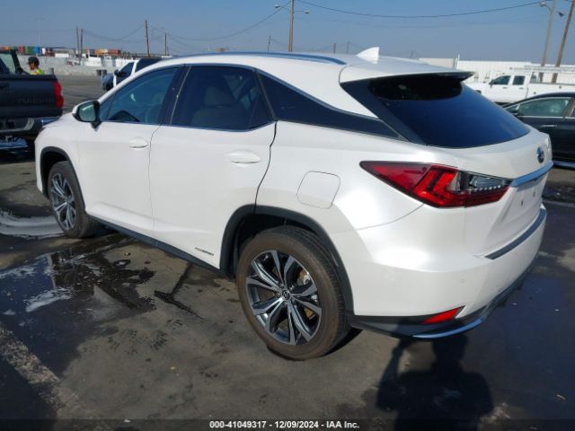 Photo 2 VIN: 2T2HGMDA3NC085353 - LEXUS RX 