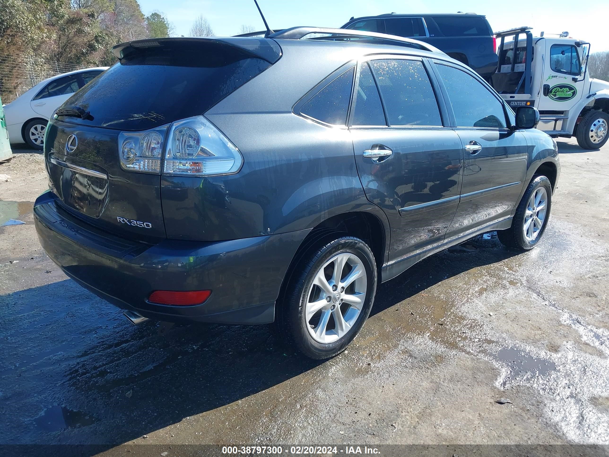 Photo 3 VIN: 2T2HK31U09C133114 - LEXUS RX 