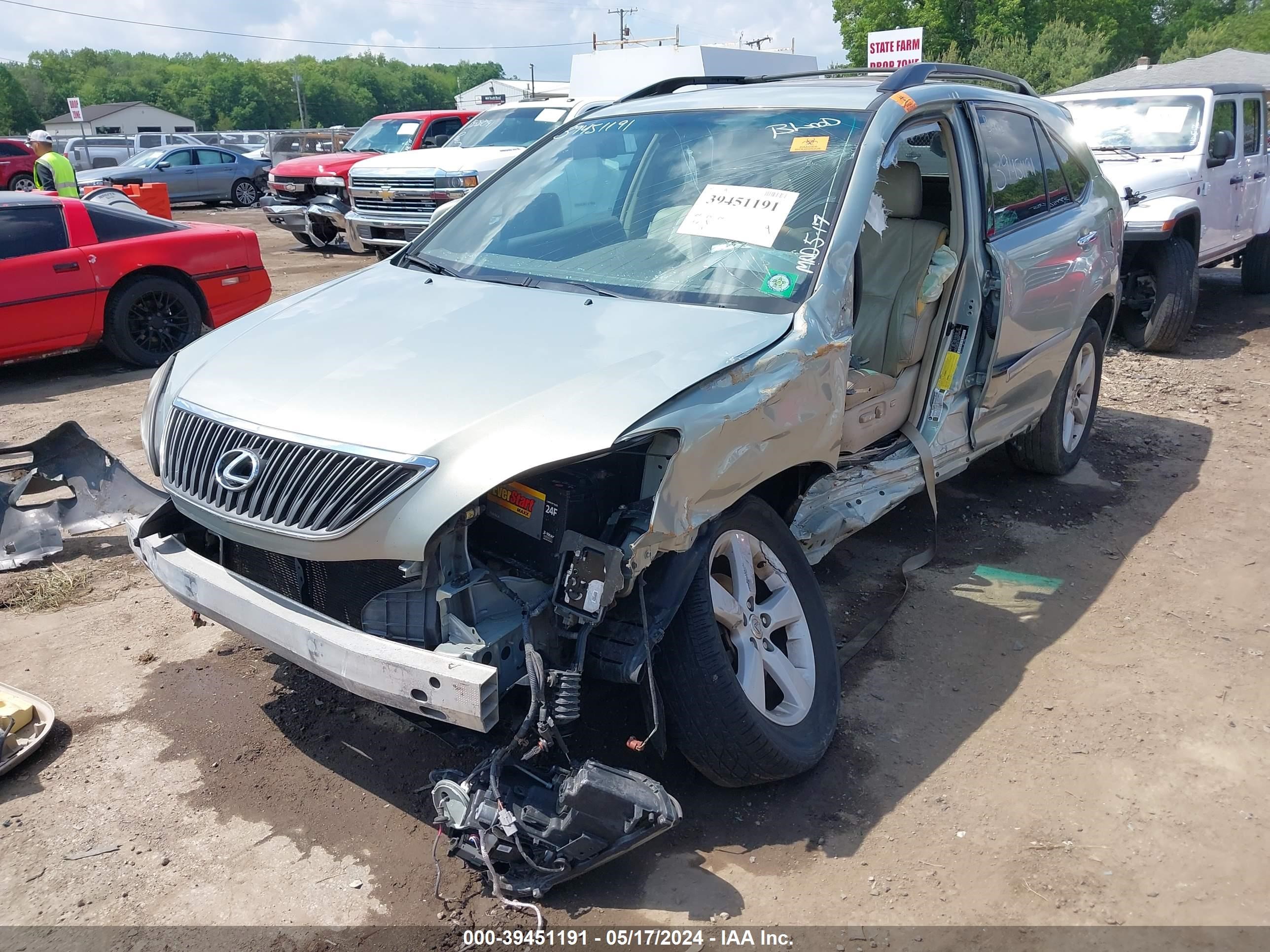 Photo 5 VIN: 2T2HK31U17C011729 - LEXUS RX 