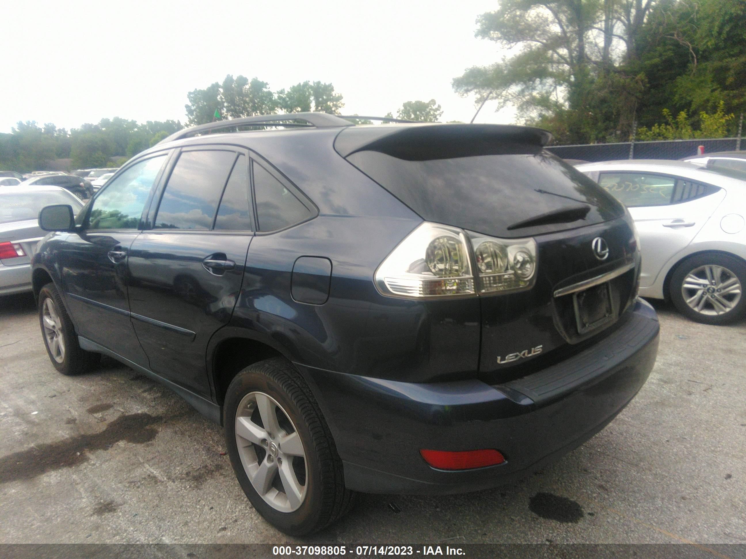 Photo 2 VIN: 2T2HK31U17C017238 - LEXUS RX 