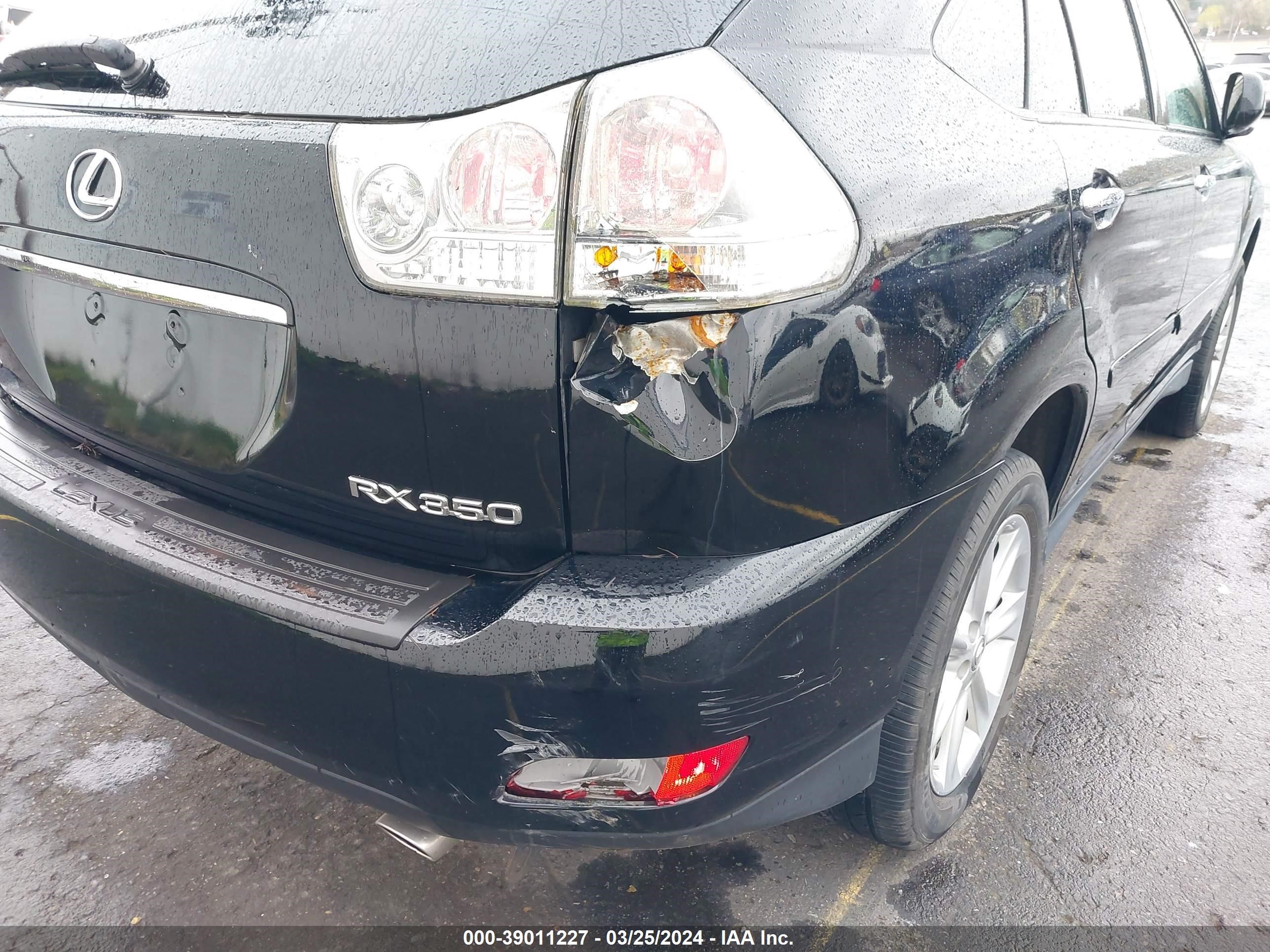 Photo 1 VIN: 2T2HK31U18C071074 - LEXUS RX 