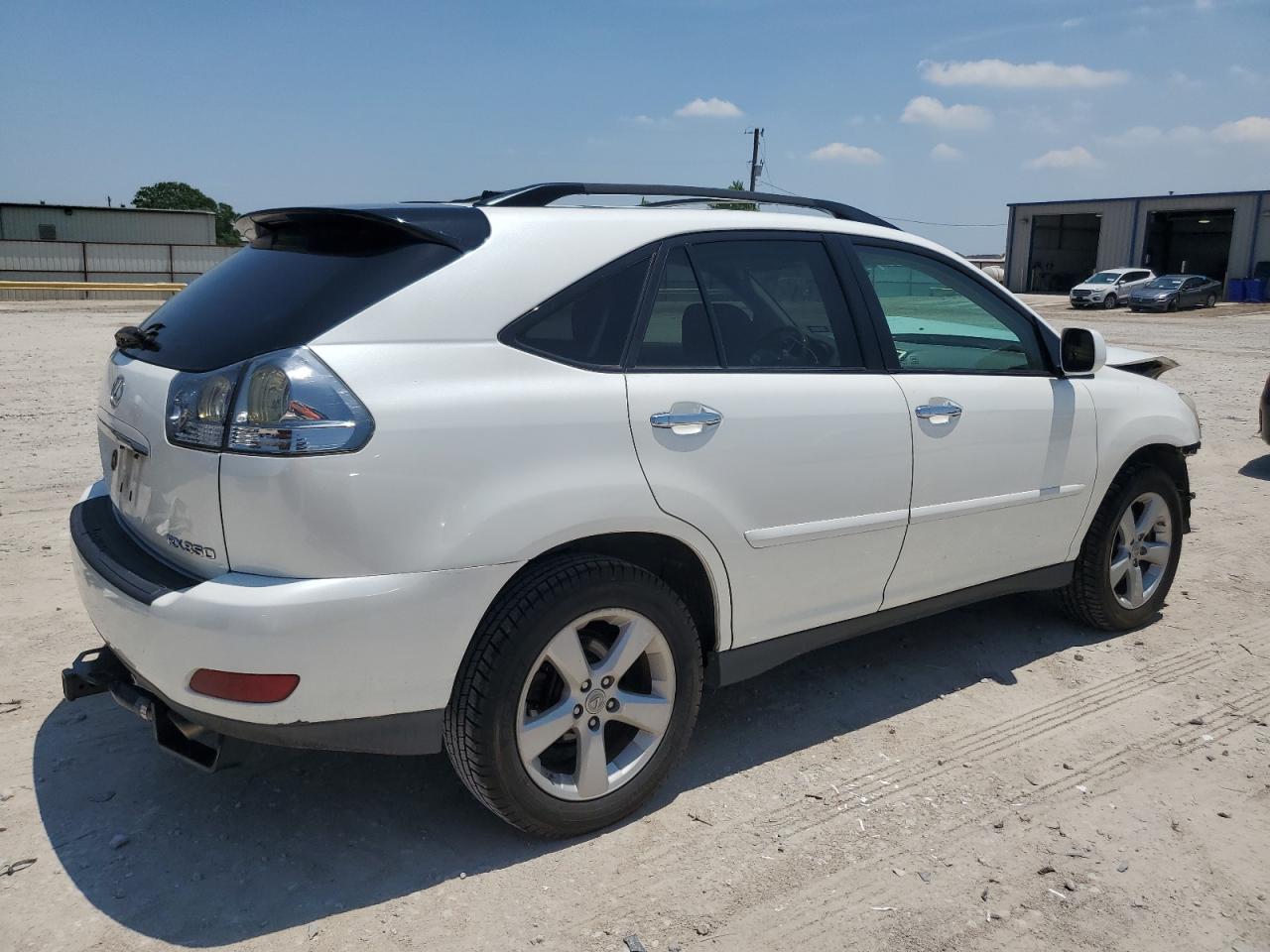 Photo 2 VIN: 2T2HK31U18C073813 - LEXUS RX 