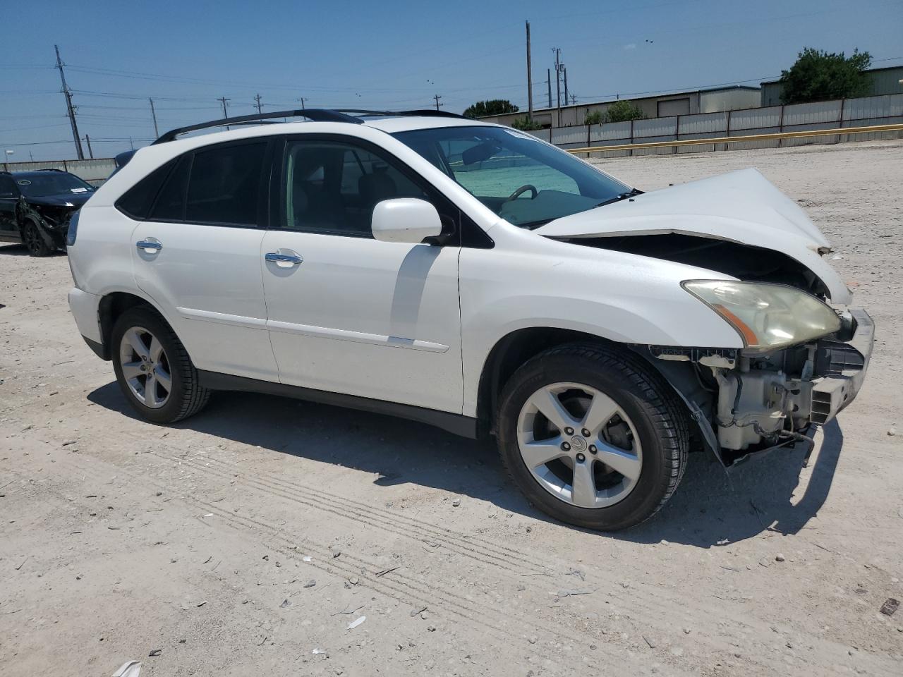 Photo 3 VIN: 2T2HK31U18C073813 - LEXUS RX 