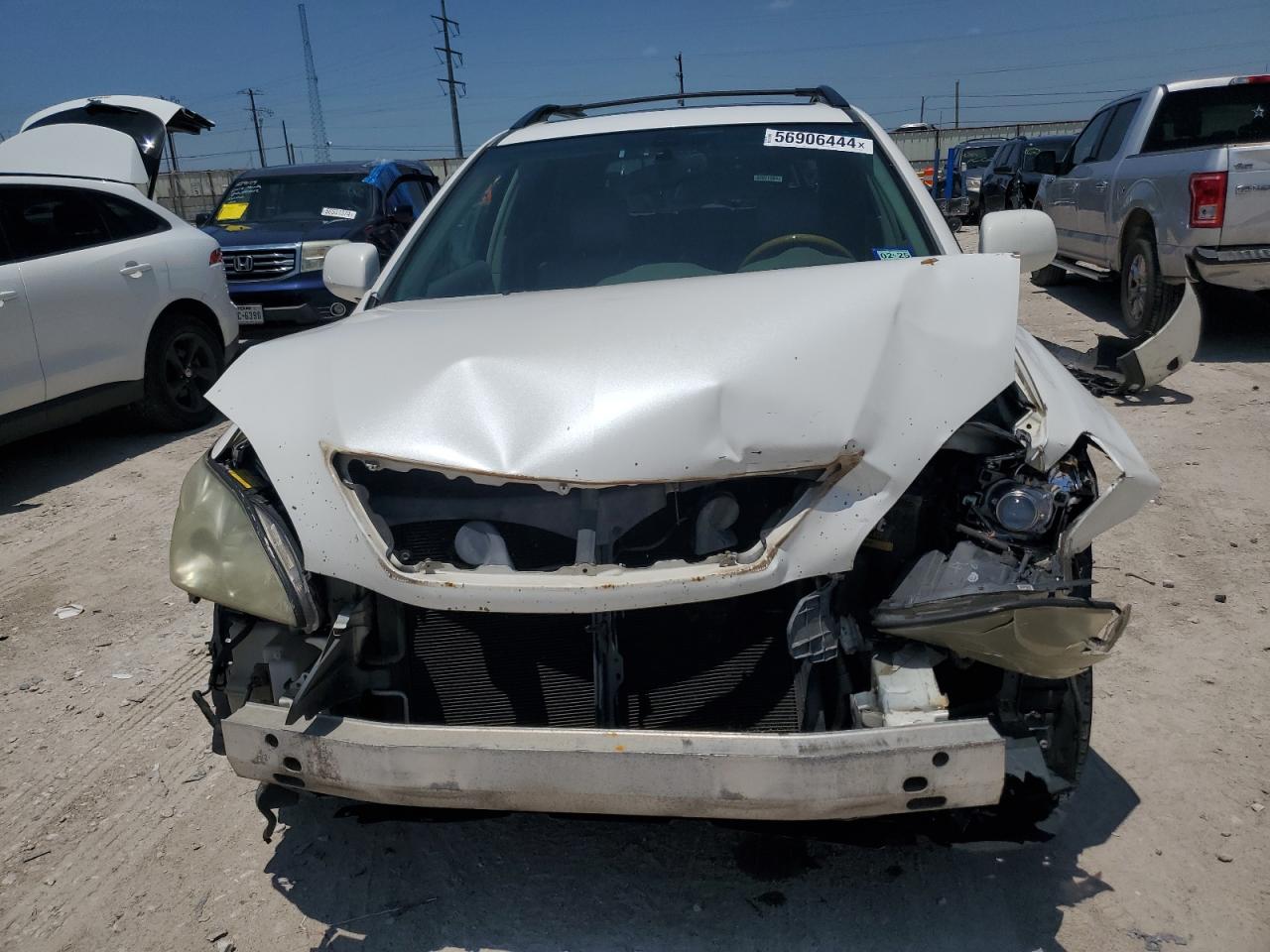 Photo 4 VIN: 2T2HK31U18C073813 - LEXUS RX 