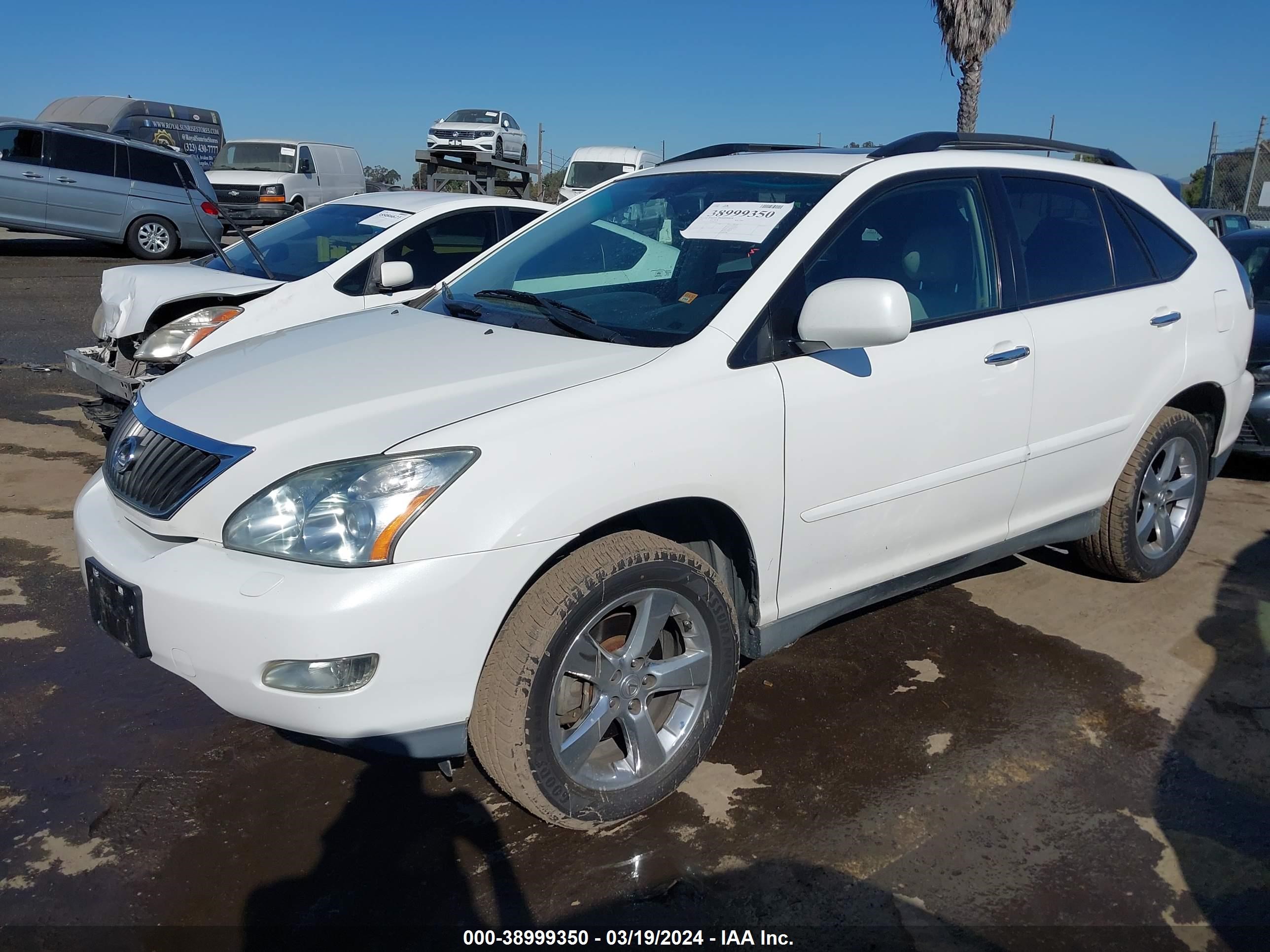 Photo 1 VIN: 2T2HK31U18C085458 - LEXUS RX 