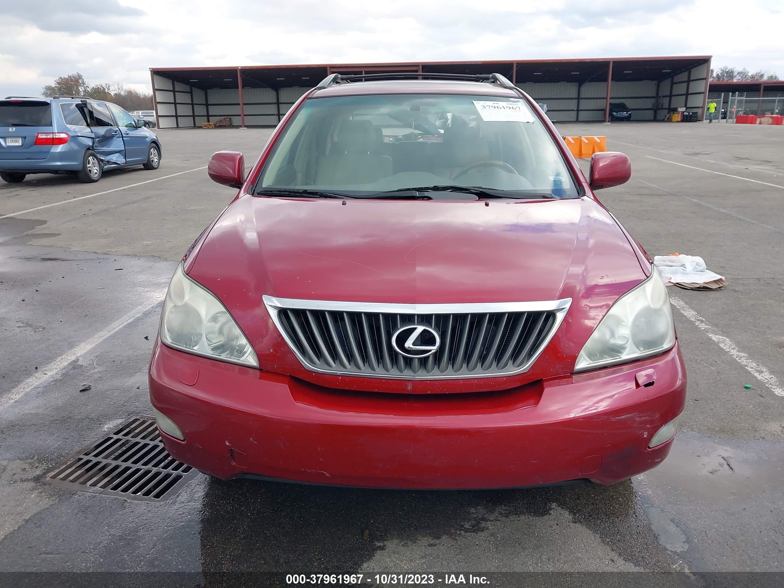 Photo 11 VIN: 2T2HK31U19C105287 - LEXUS RX 