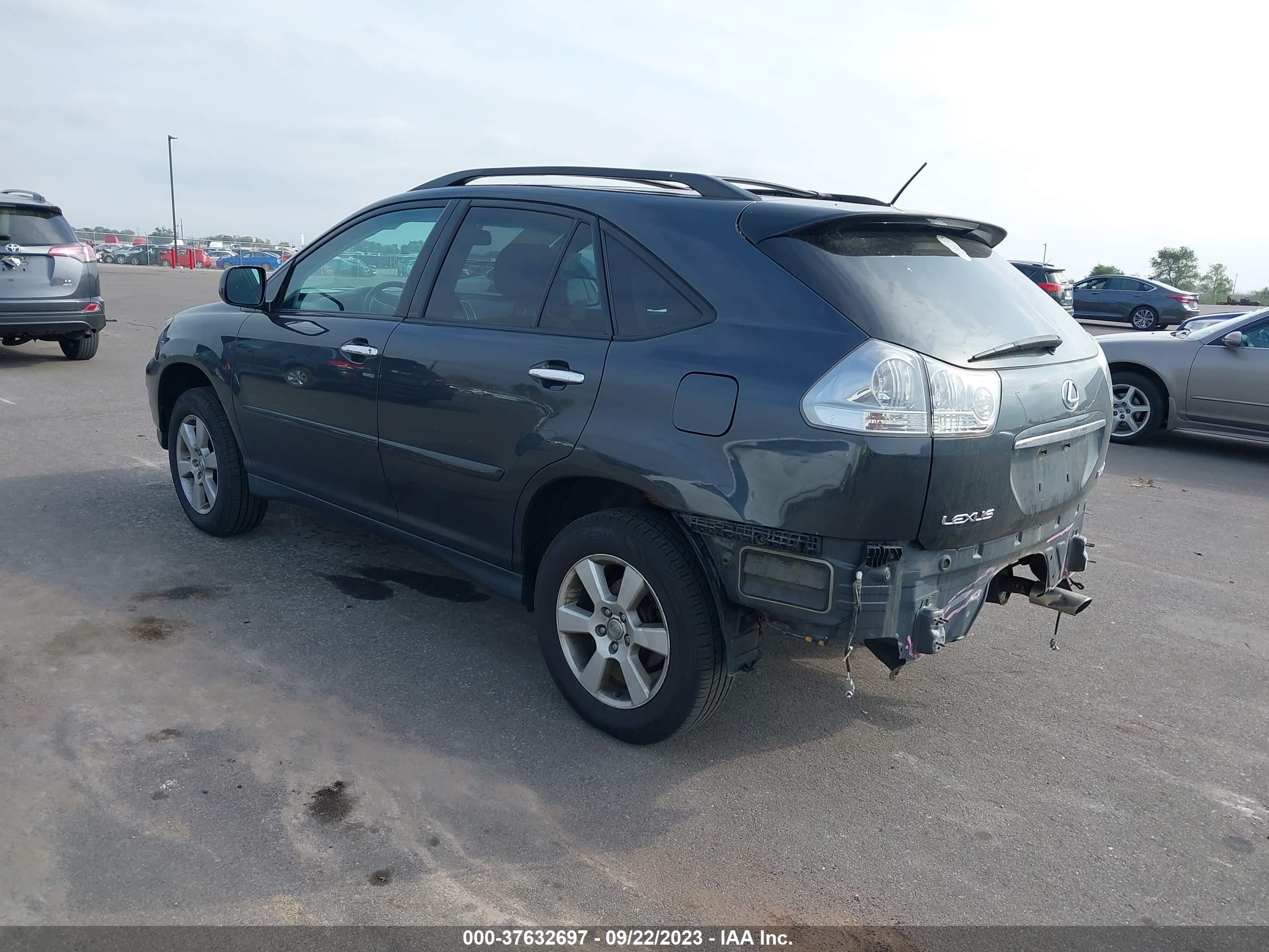 Photo 2 VIN: 2T2HK31U19C111252 - LEXUS RX 