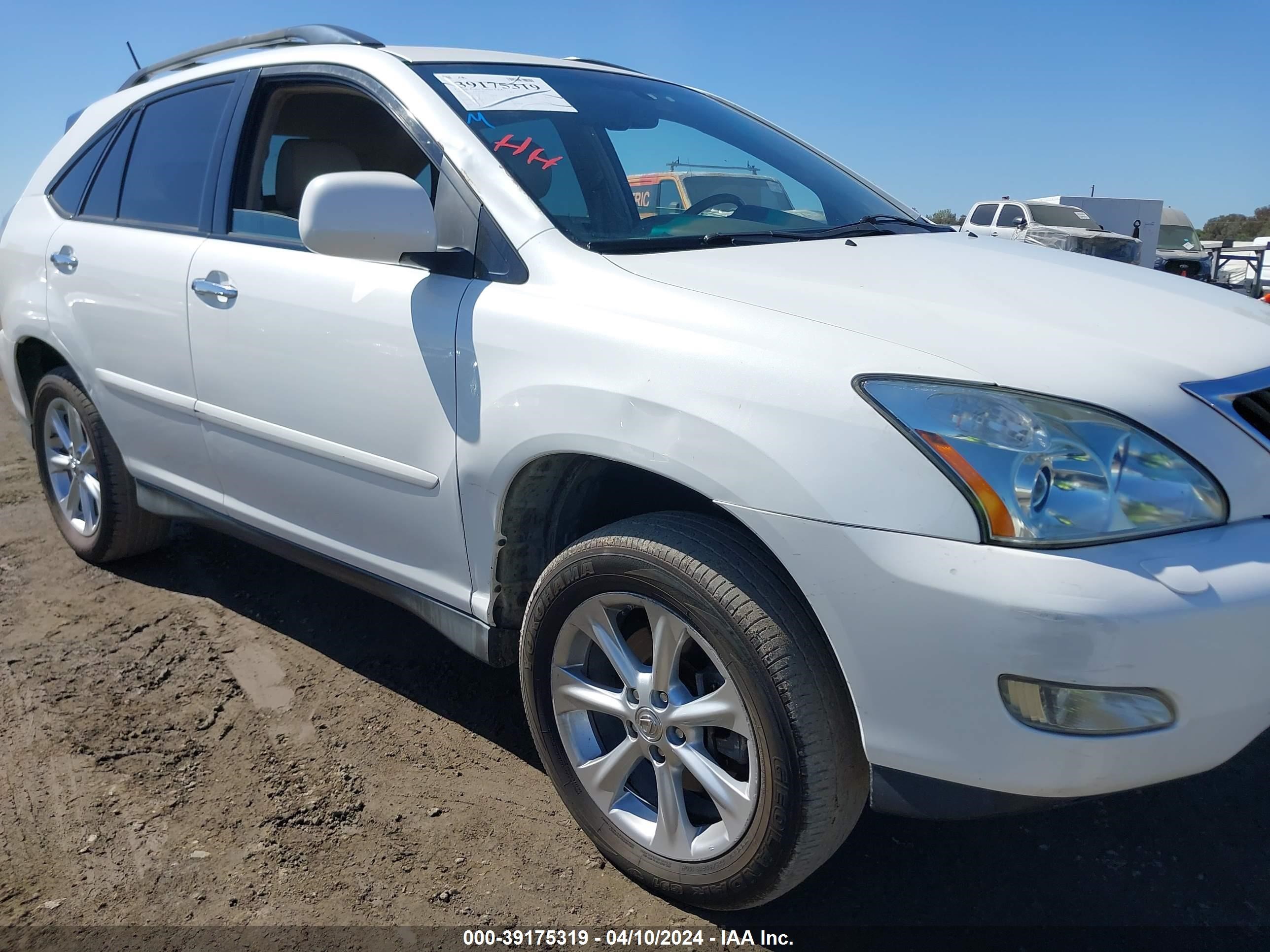 Photo 5 VIN: 2T2HK31U19C131369 - LEXUS RX 