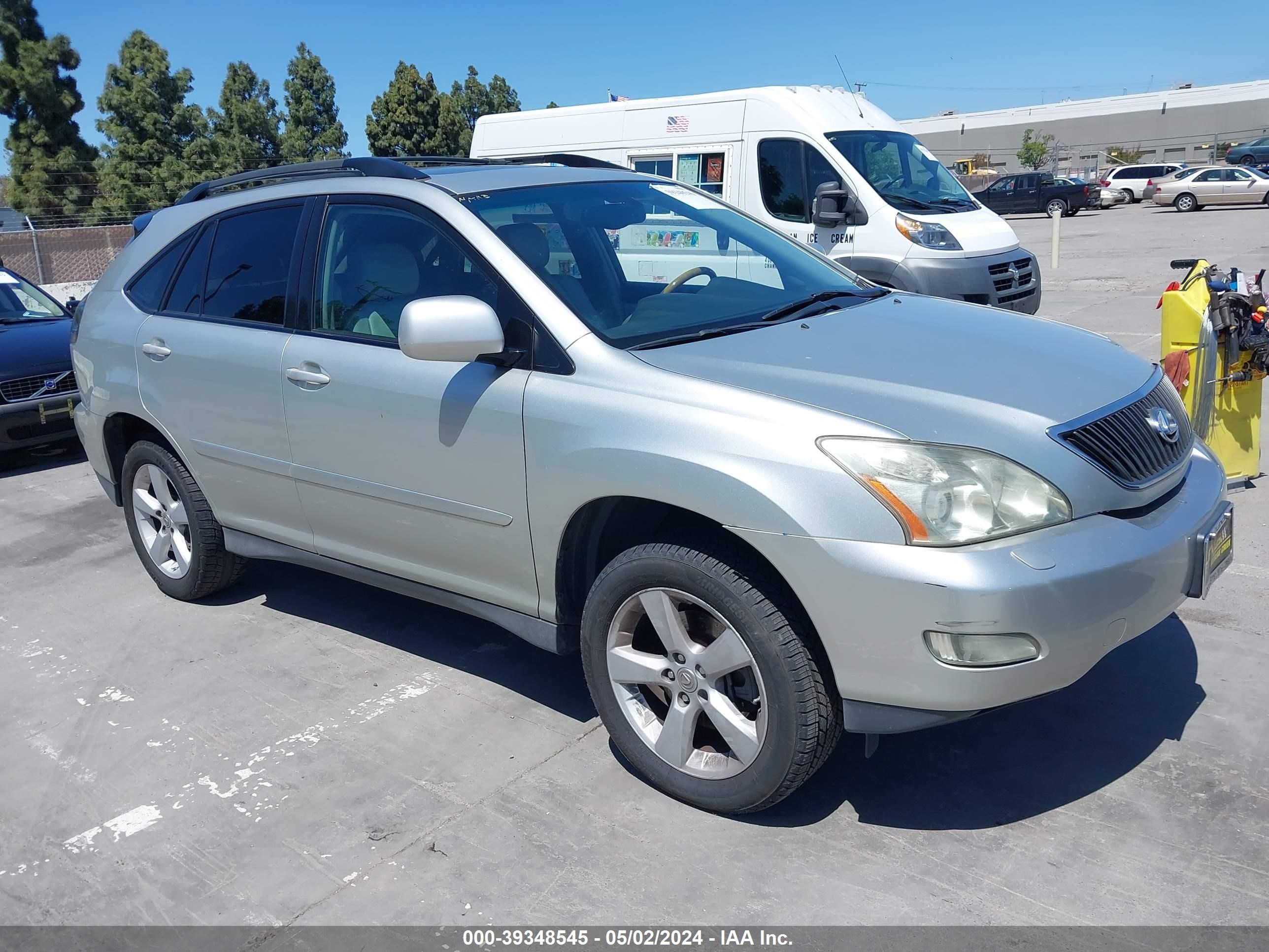 Photo 0 VIN: 2T2HK31U27C002876 - LEXUS RX 