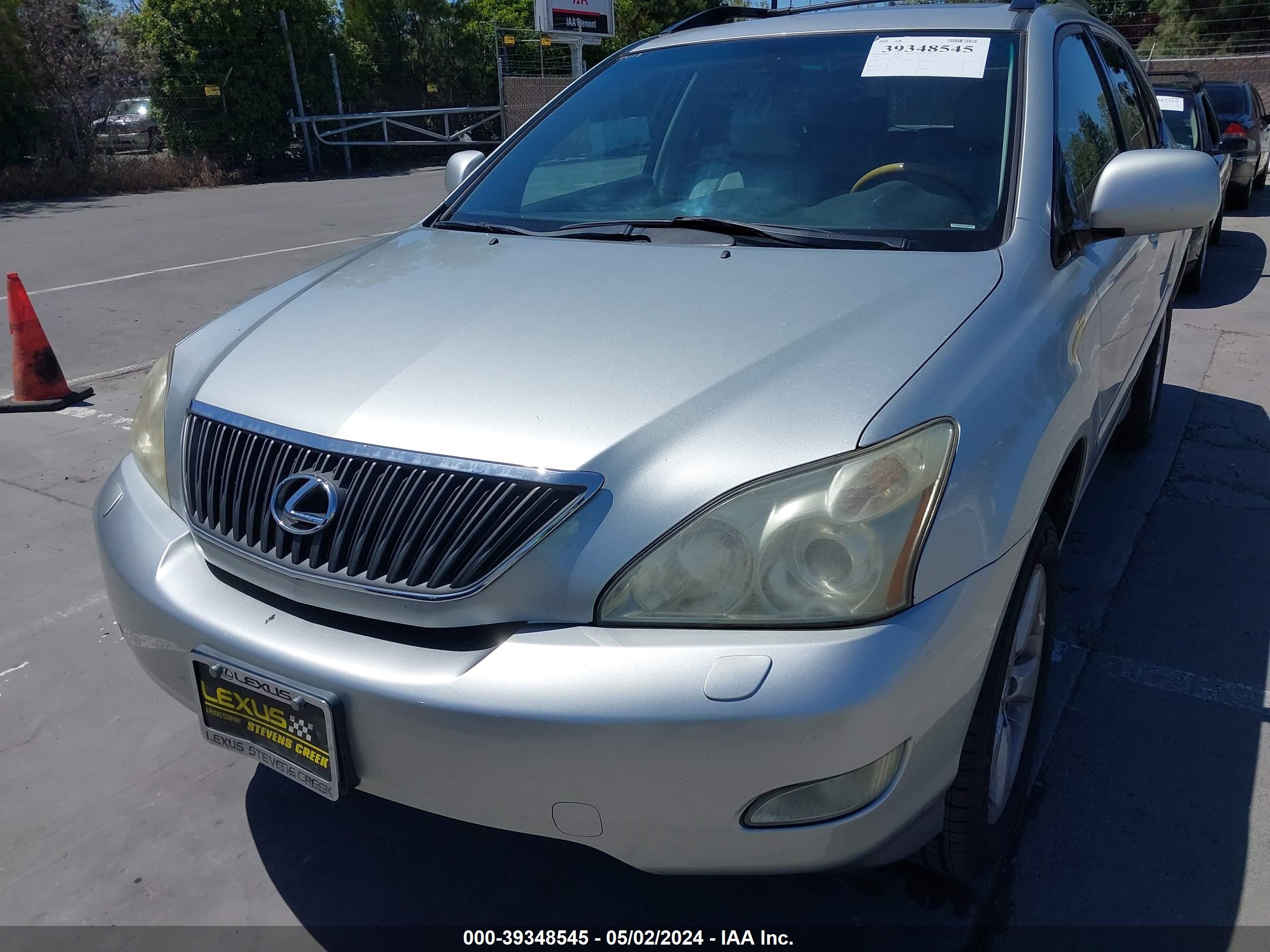 Photo 5 VIN: 2T2HK31U27C002876 - LEXUS RX 