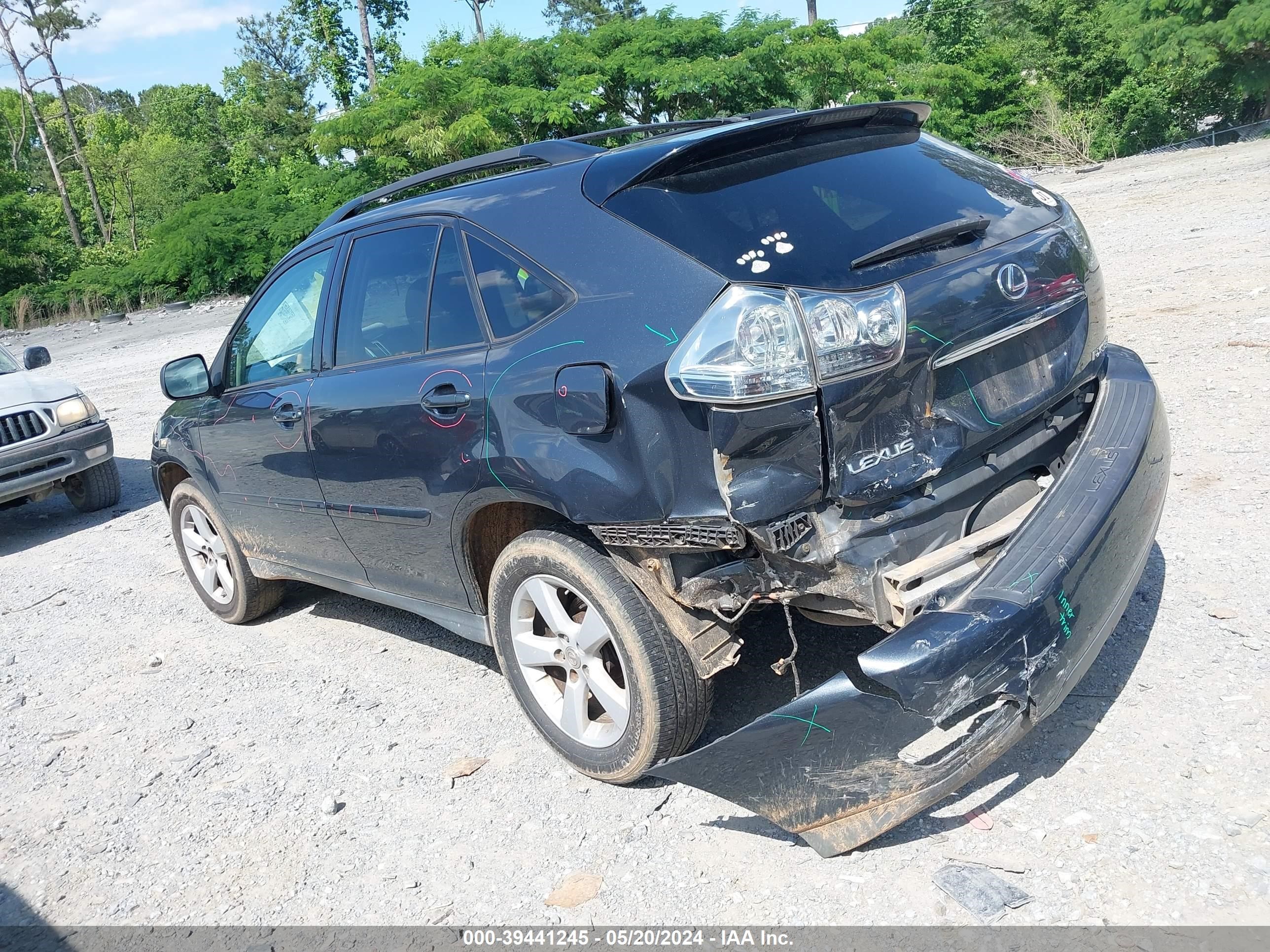 Photo 2 VIN: 2T2HK31U27C011223 - LEXUS RX 