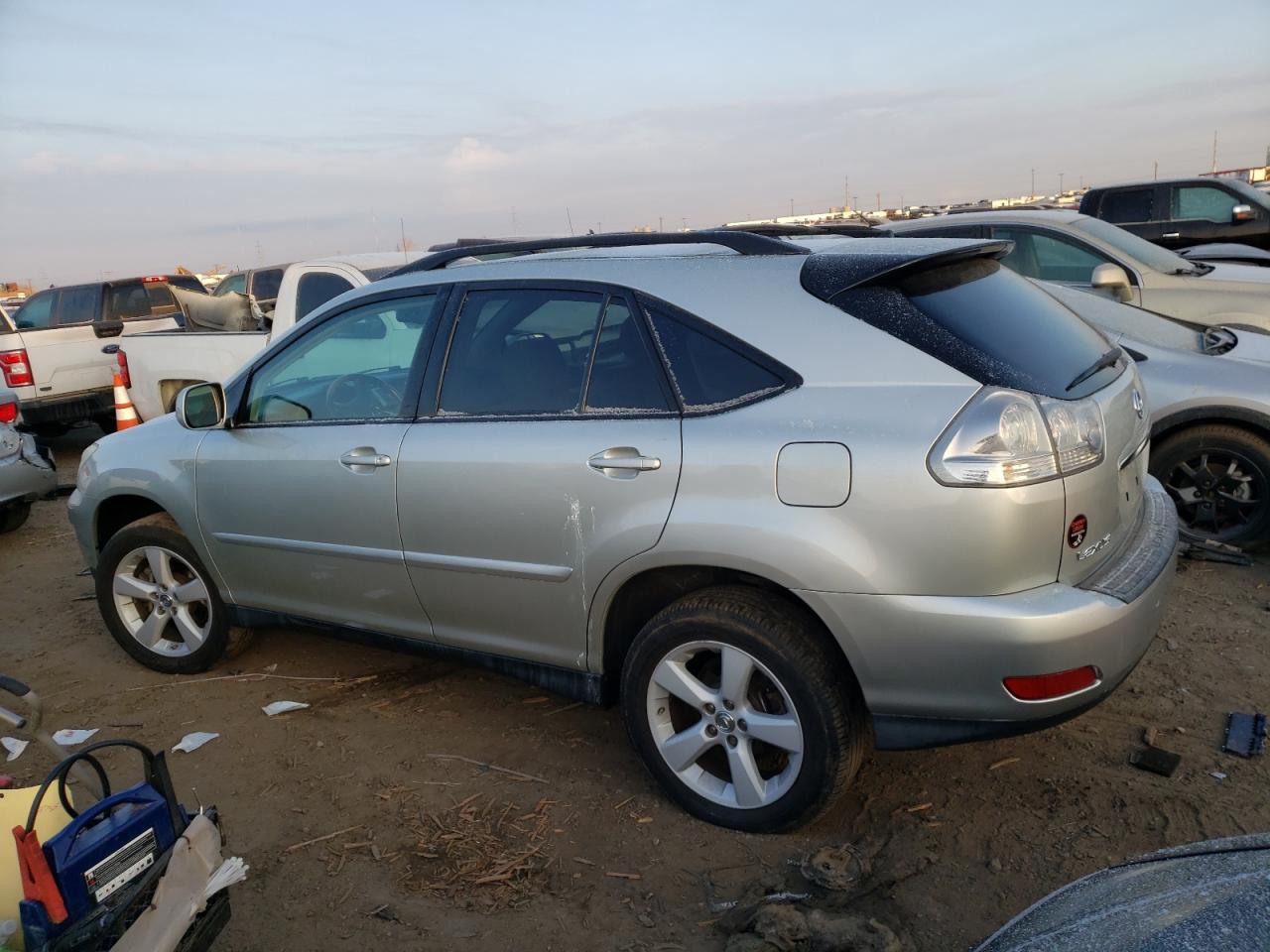 Photo 1 VIN: 2T2HK31U27C012548 - LEXUS RX 