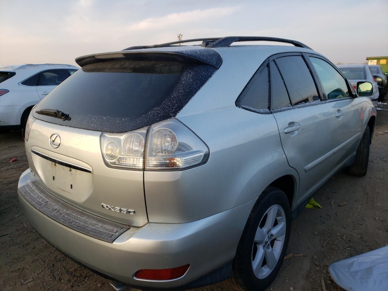 Photo 2 VIN: 2T2HK31U27C012548 - LEXUS RX 