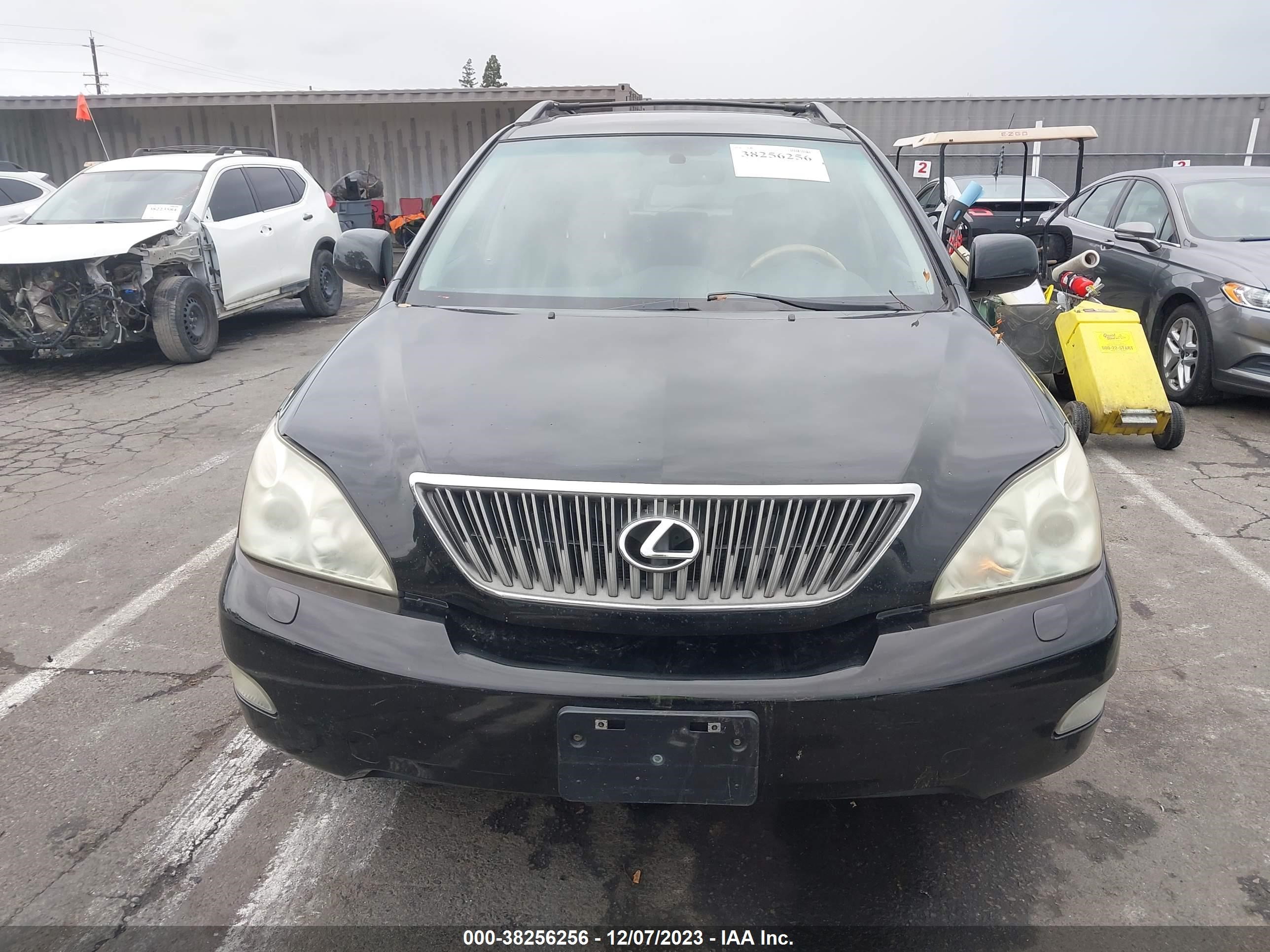 Photo 11 VIN: 2T2HK31U27C023792 - LEXUS RX 