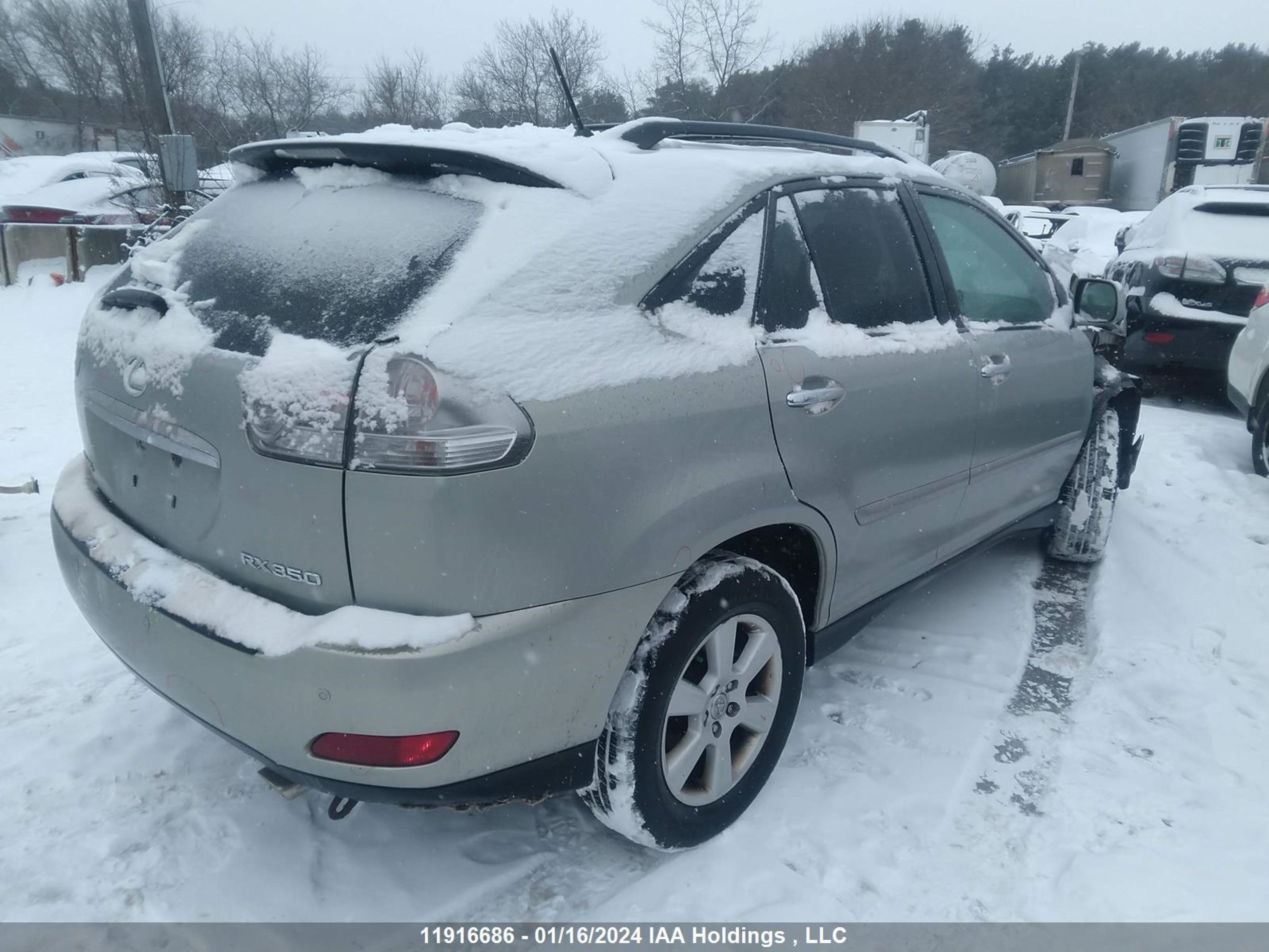 Photo 3 VIN: 2T2HK31U28C057331 - LEXUS RX 