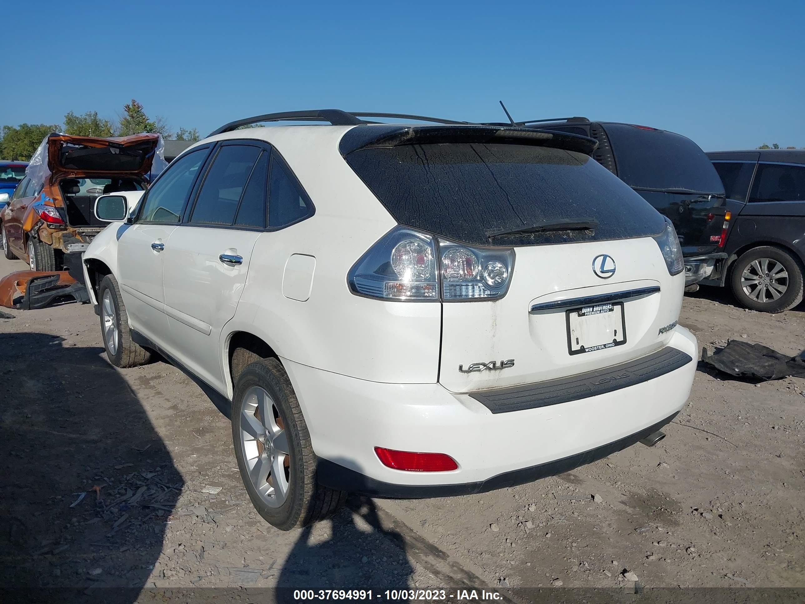 Photo 2 VIN: 2T2HK31U29C122650 - LEXUS RX 