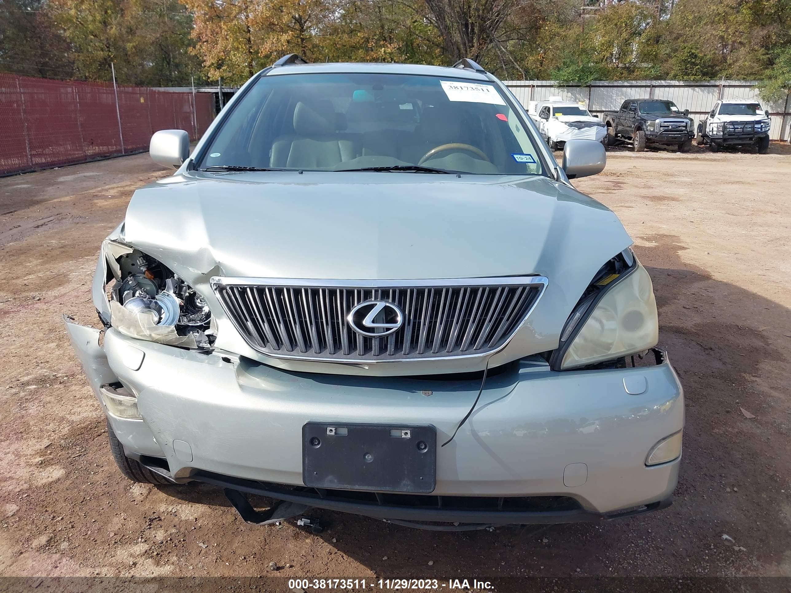 Photo 12 VIN: 2T2HK31U37C025633 - LEXUS RX 