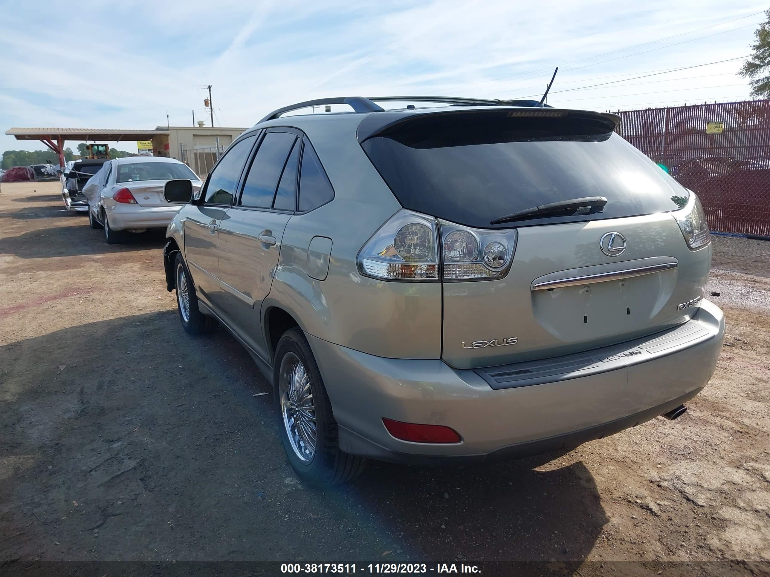 Photo 2 VIN: 2T2HK31U37C025633 - LEXUS RX 