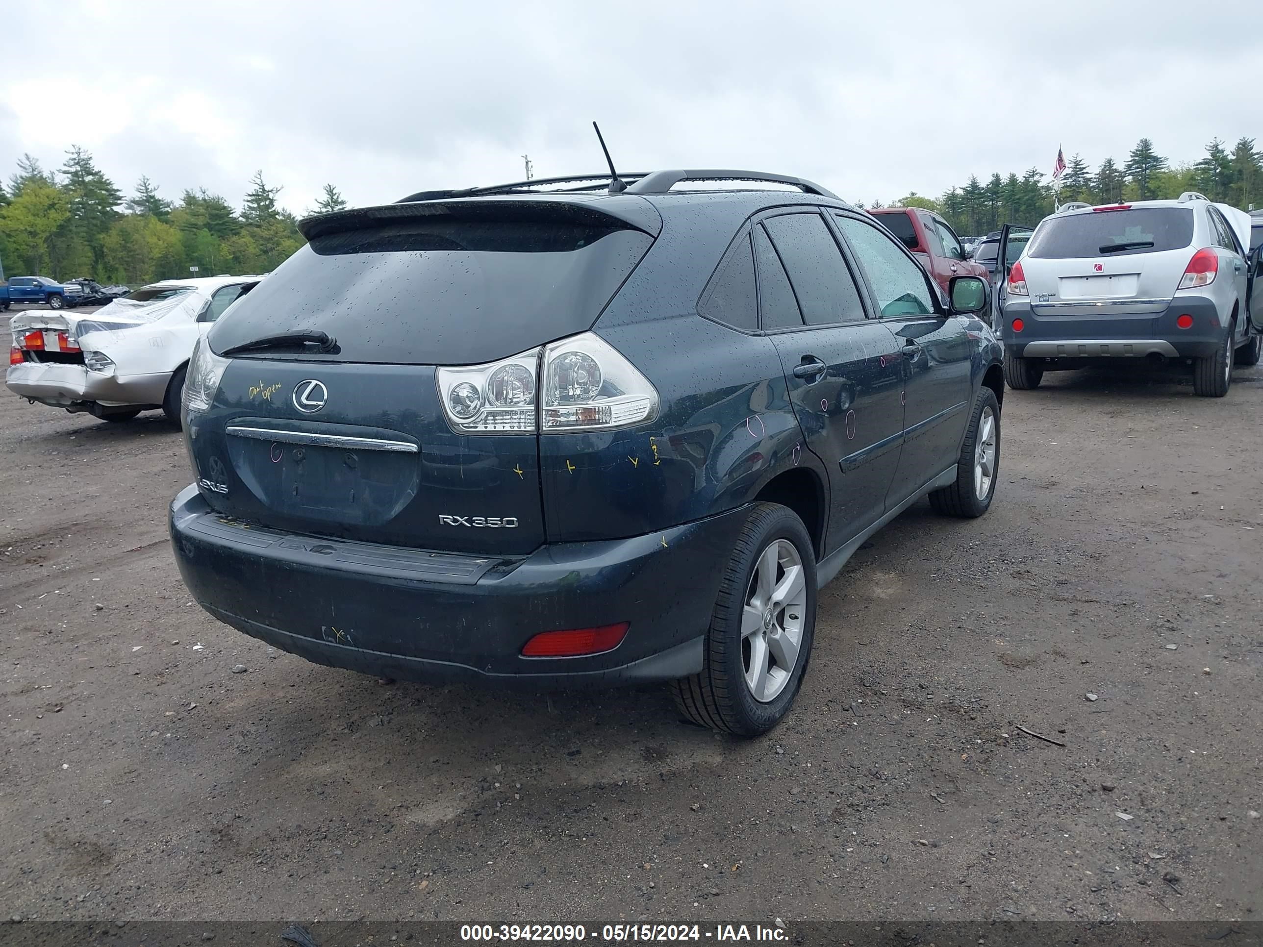 Photo 3 VIN: 2T2HK31U37C046322 - LEXUS RX 