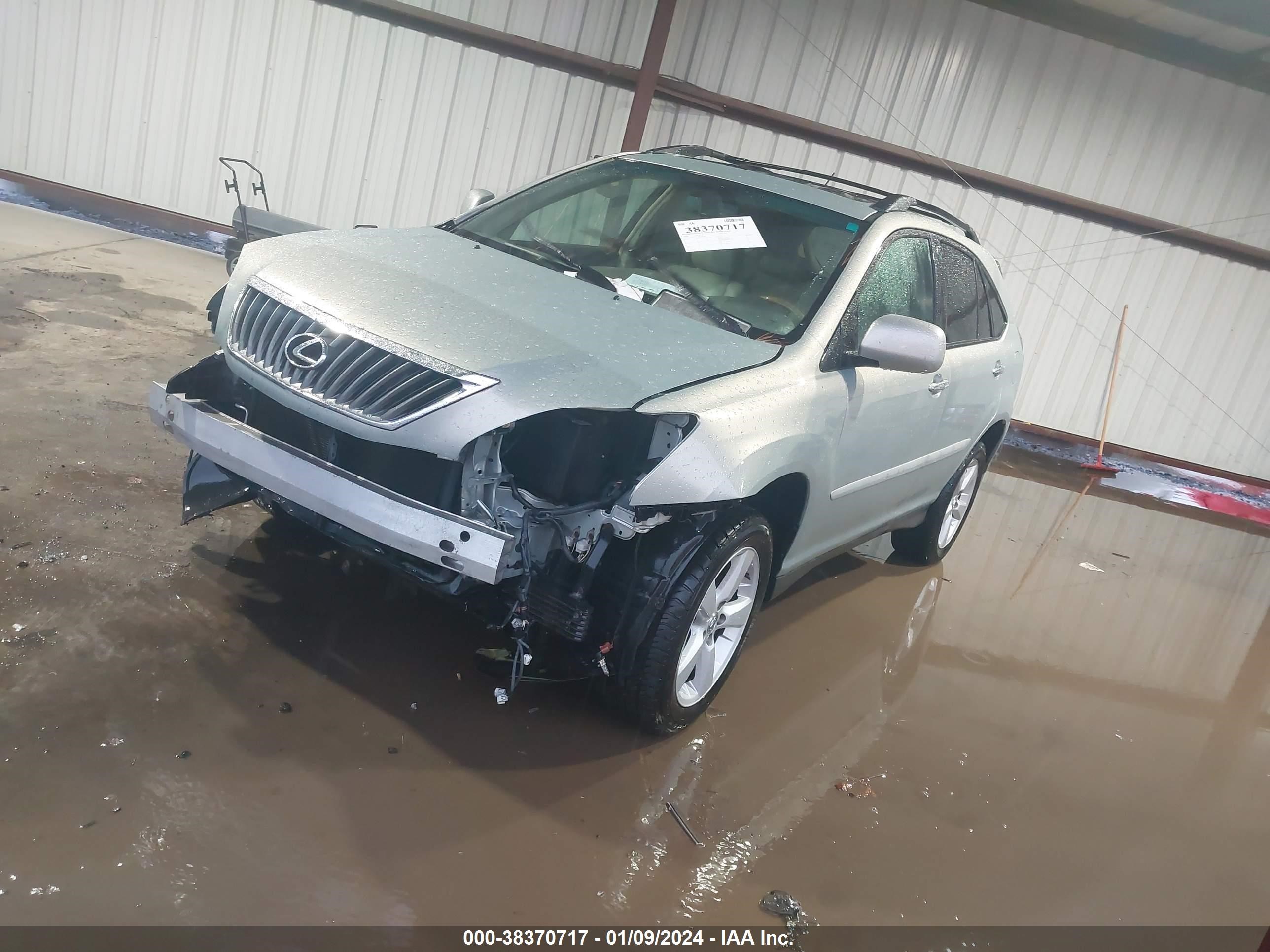 Photo 1 VIN: 2T2HK31U38C077796 - LEXUS RX 