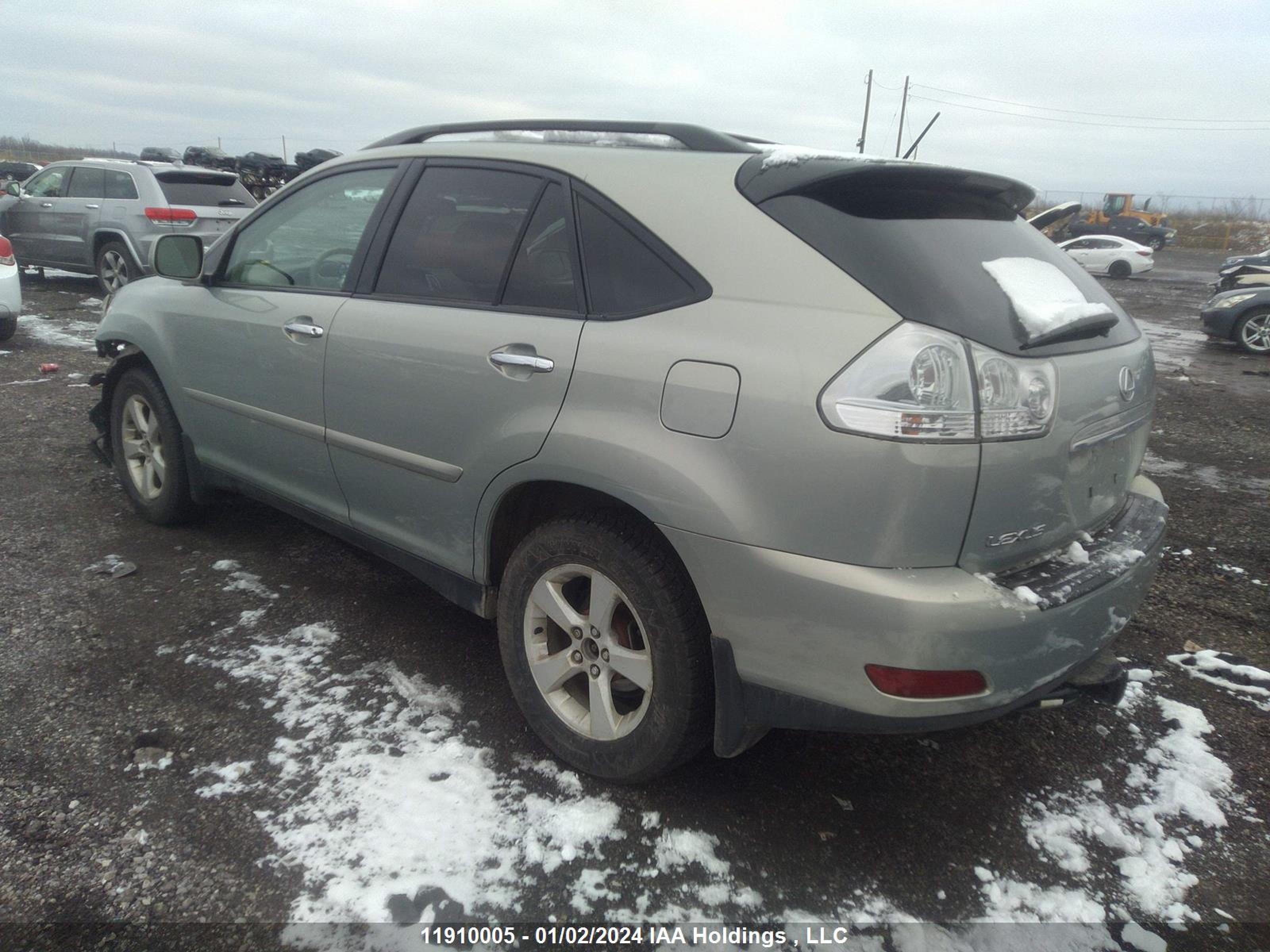 Photo 2 VIN: 2T2HK31U38C094338 - LEXUS RX 