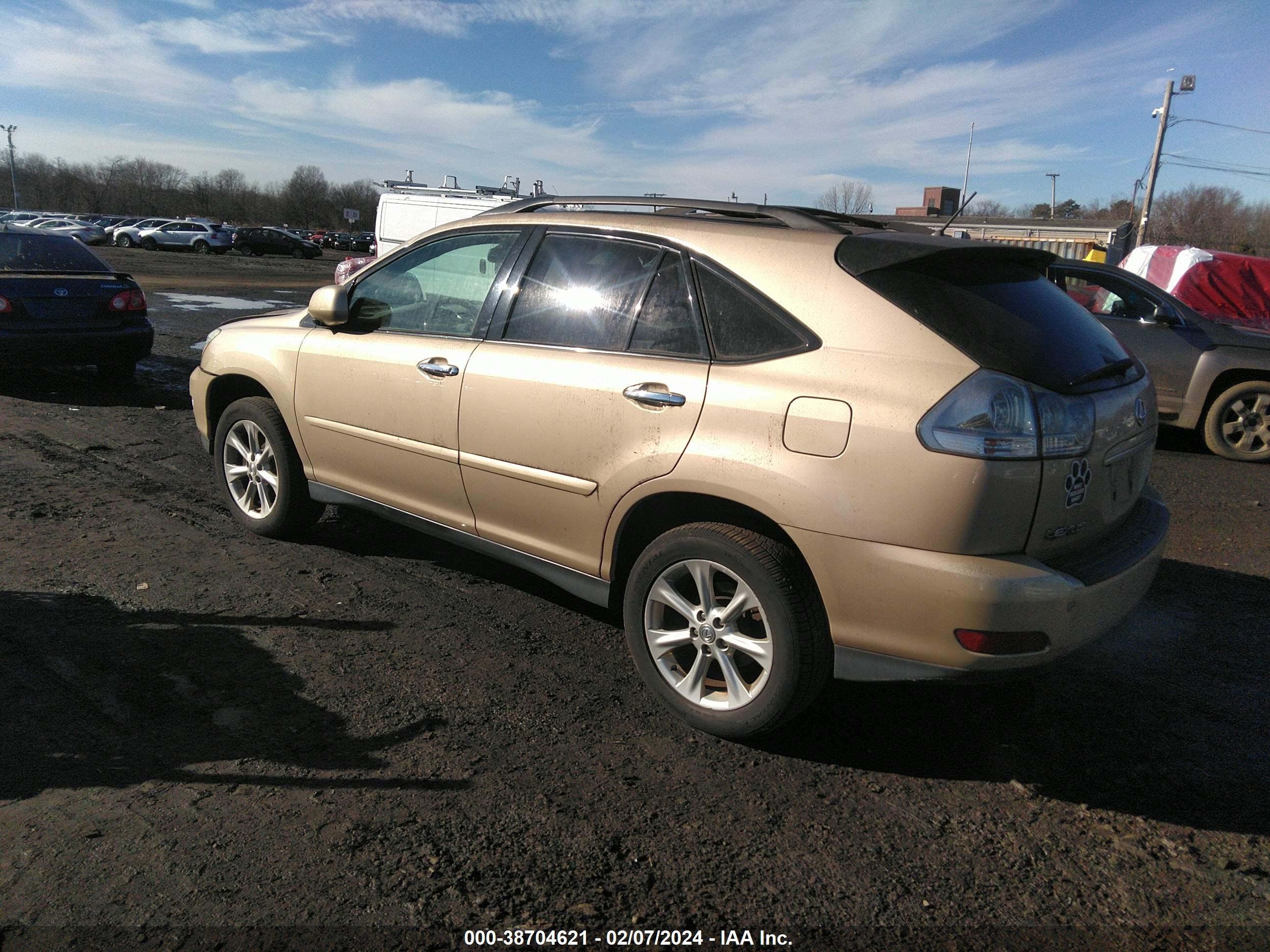 Photo 2 VIN: 2T2HK31U39C132409 - LEXUS RX 