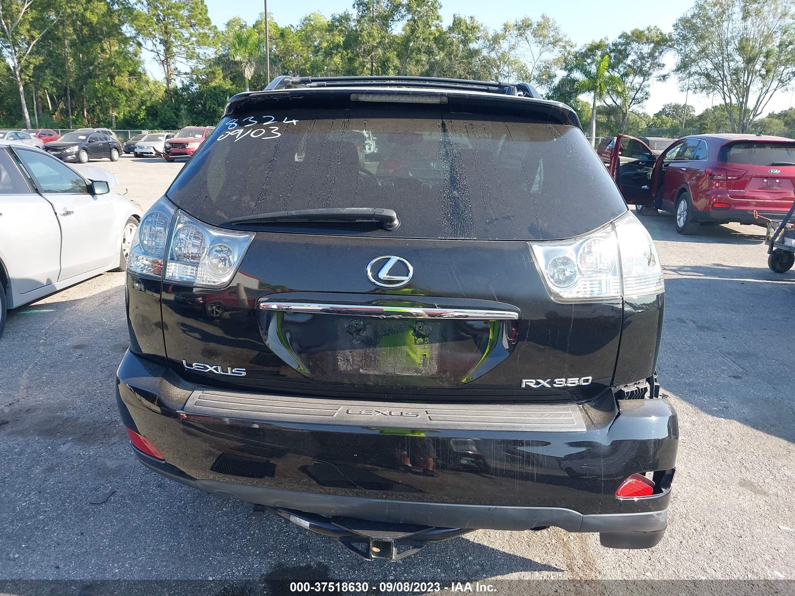 Photo 15 VIN: 2T2HK31U47C008324 - LEXUS RX 