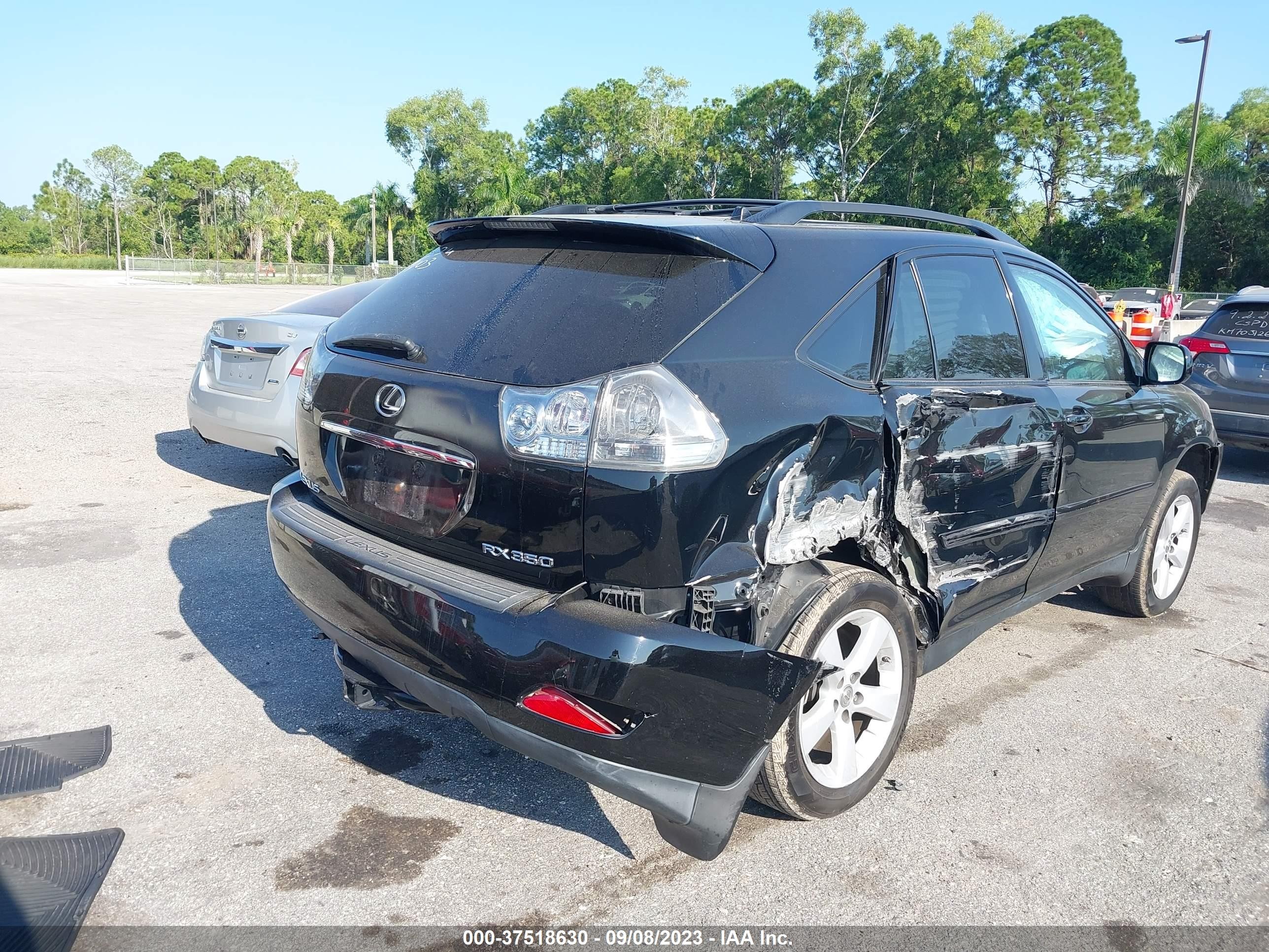 Photo 3 VIN: 2T2HK31U47C008324 - LEXUS RX 