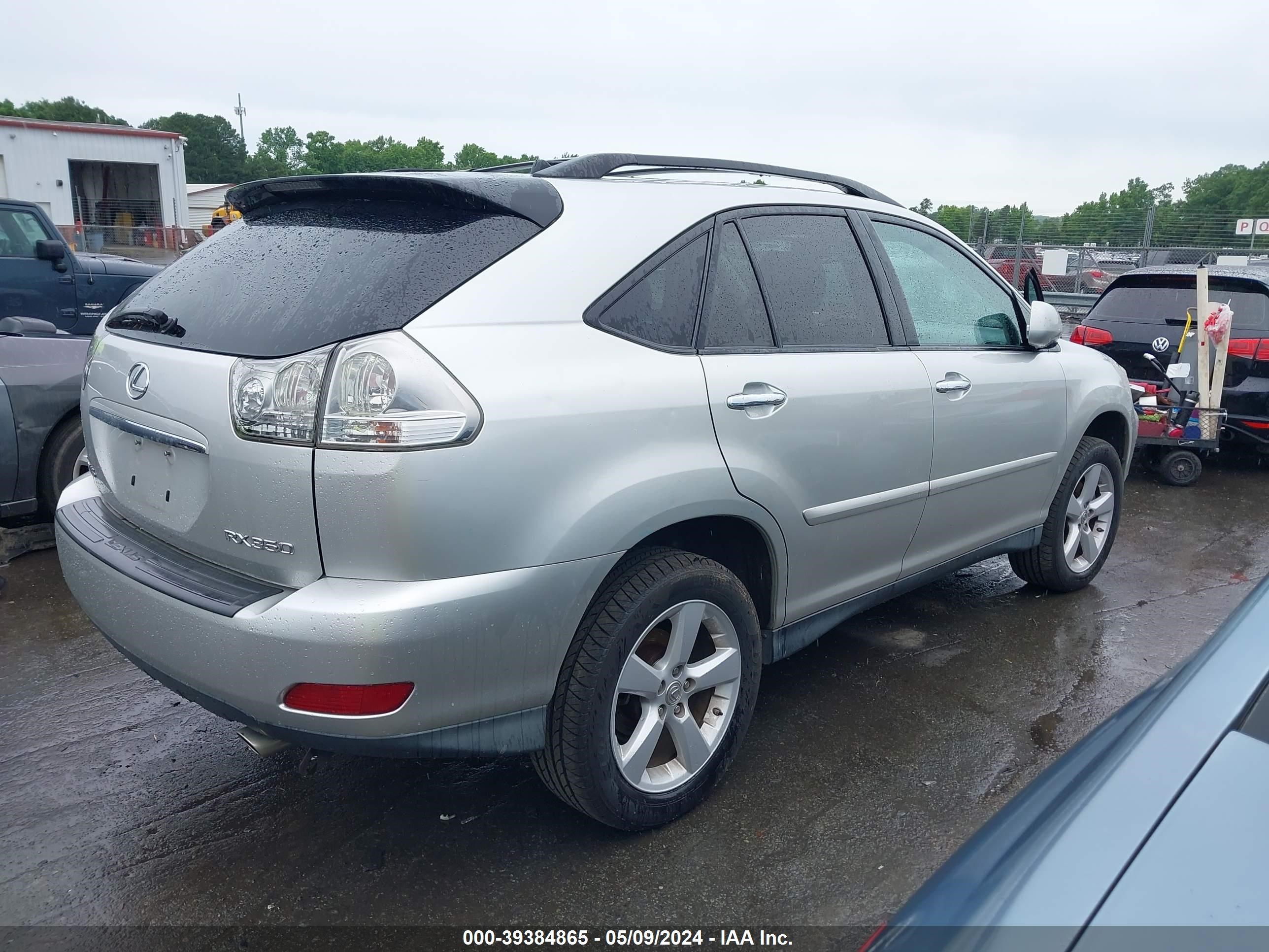 Photo 3 VIN: 2T2HK31U48C073885 - LEXUS RX 