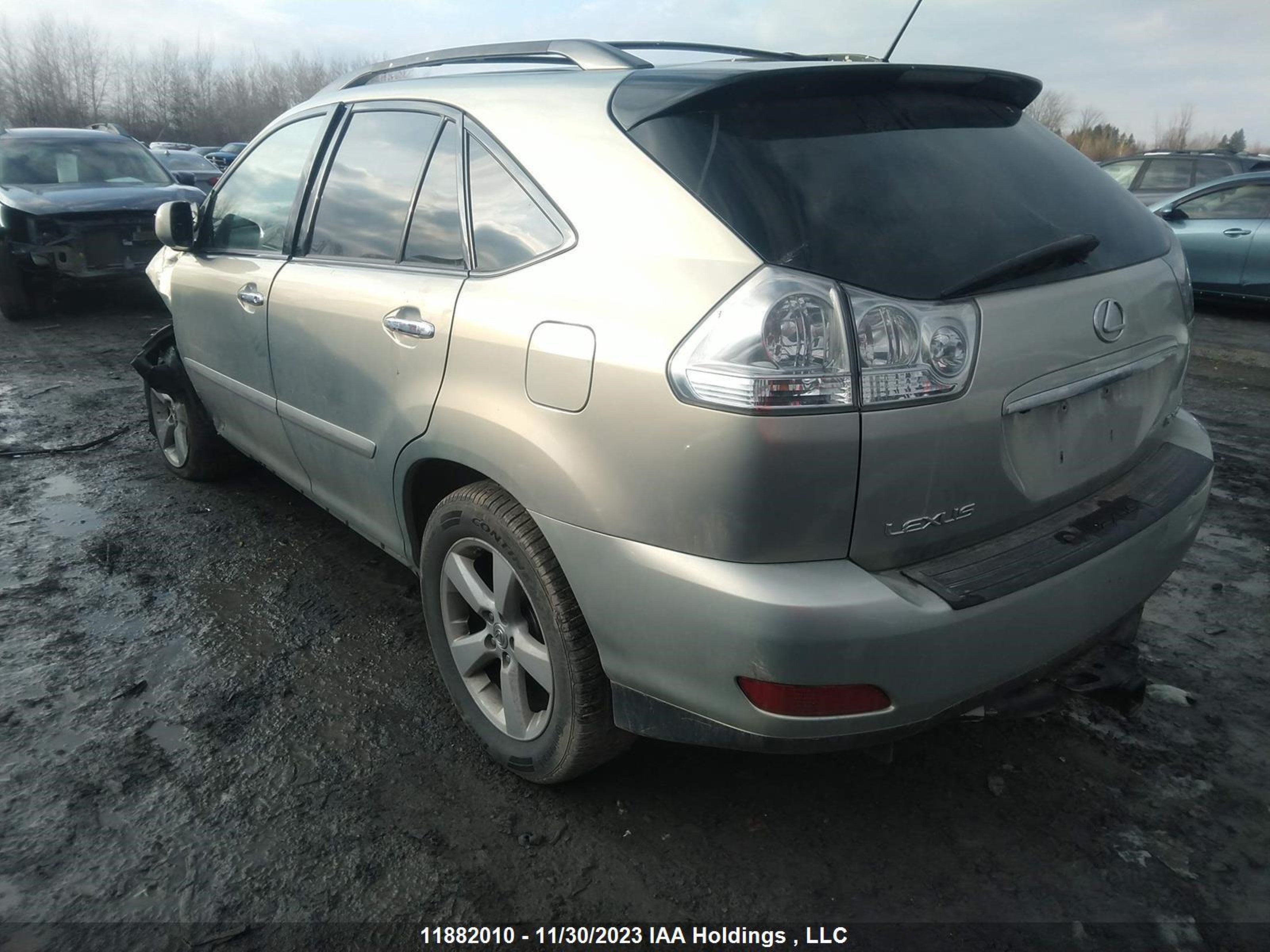 Photo 2 VIN: 2T2HK31U58C050356 - LEXUS RX 