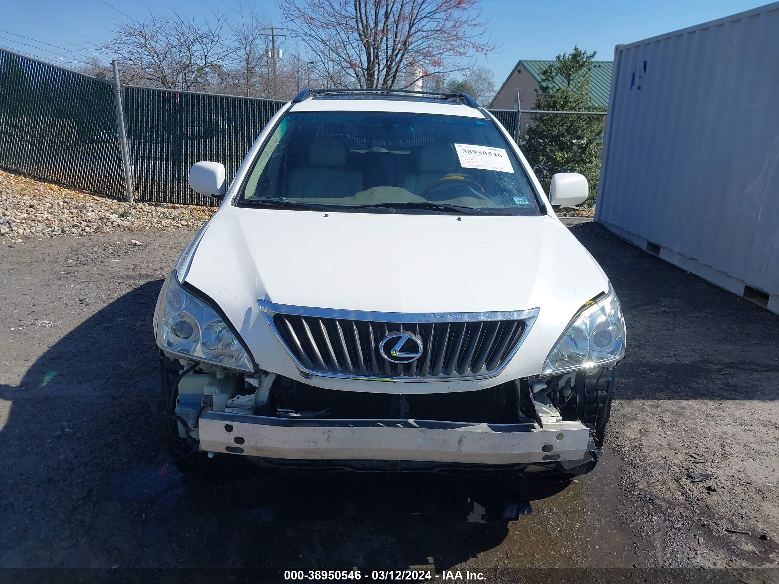 Photo 11 VIN: 2T2HK31U59C118401 - LEXUS RX 