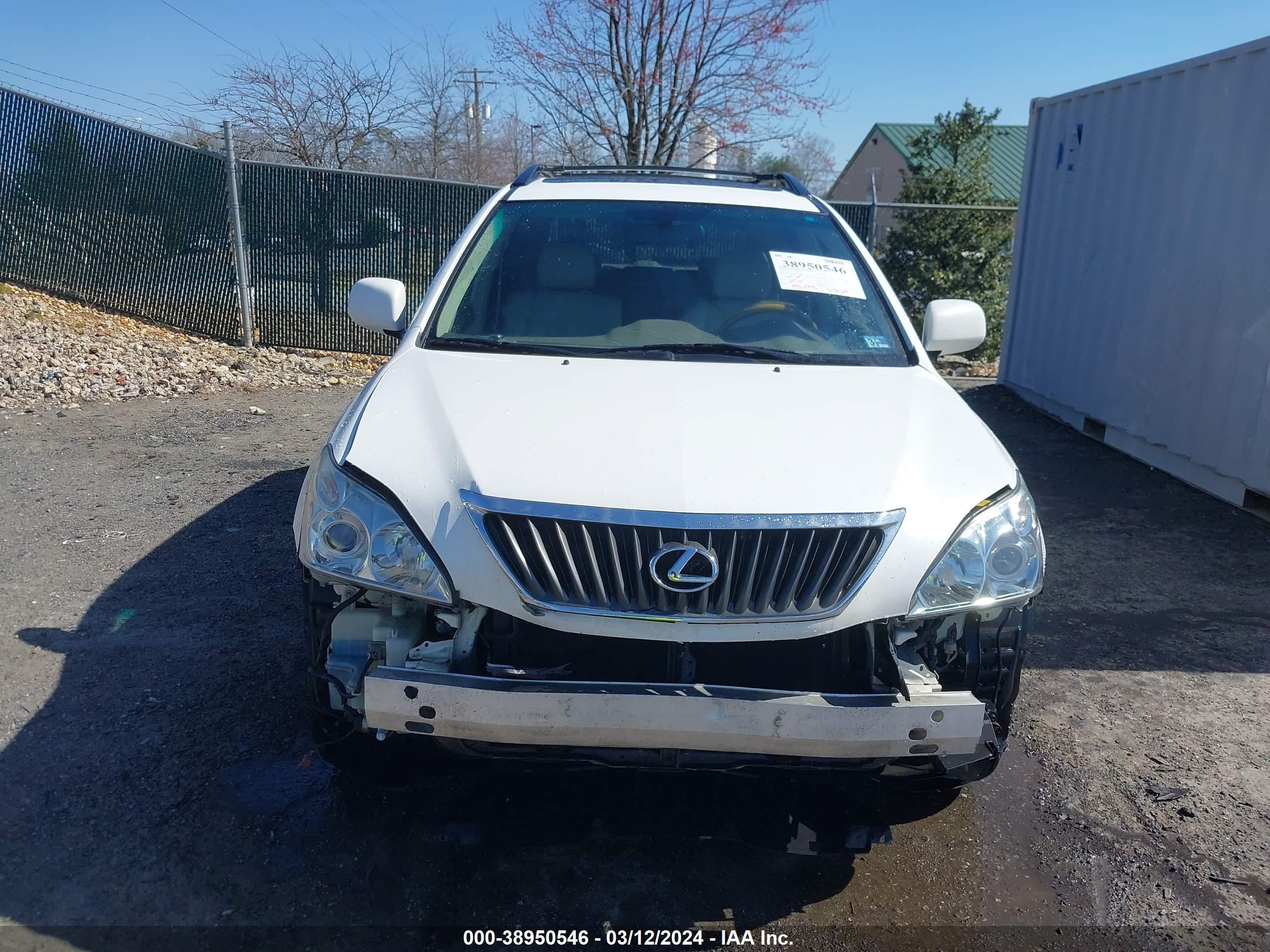 Photo 5 VIN: 2T2HK31U59C118401 - LEXUS RX 