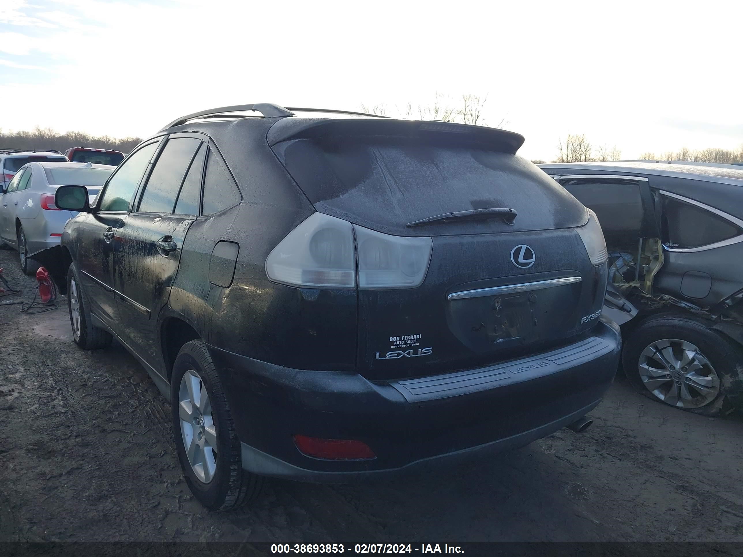 Photo 2 VIN: 2T2HK31U67C001956 - LEXUS RX 