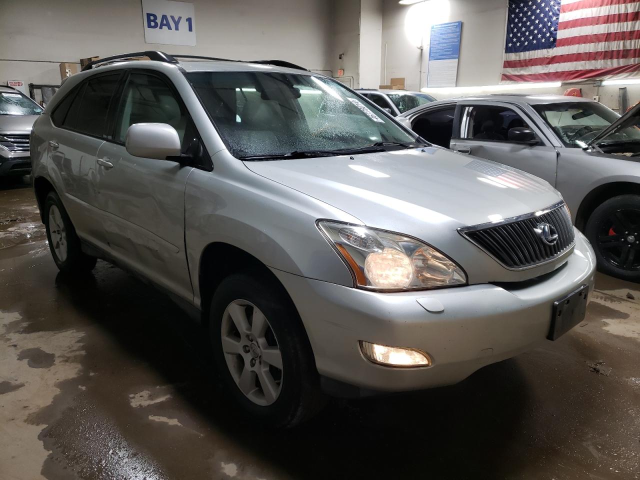 Photo 3 VIN: 2T2HK31U67C006462 - LEXUS RX 