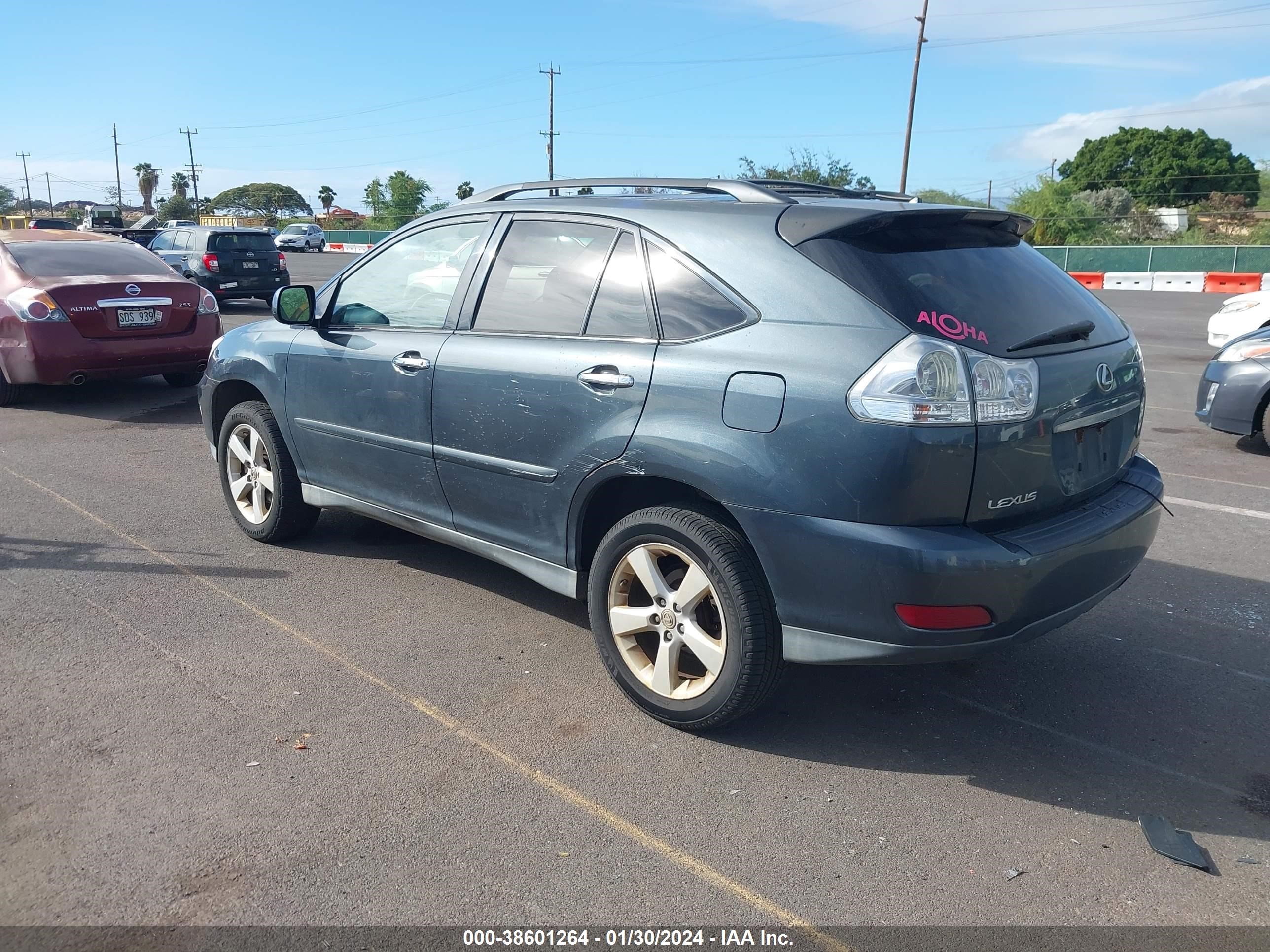 Photo 2 VIN: 2T2HK31U68C095533 - LEXUS RX 