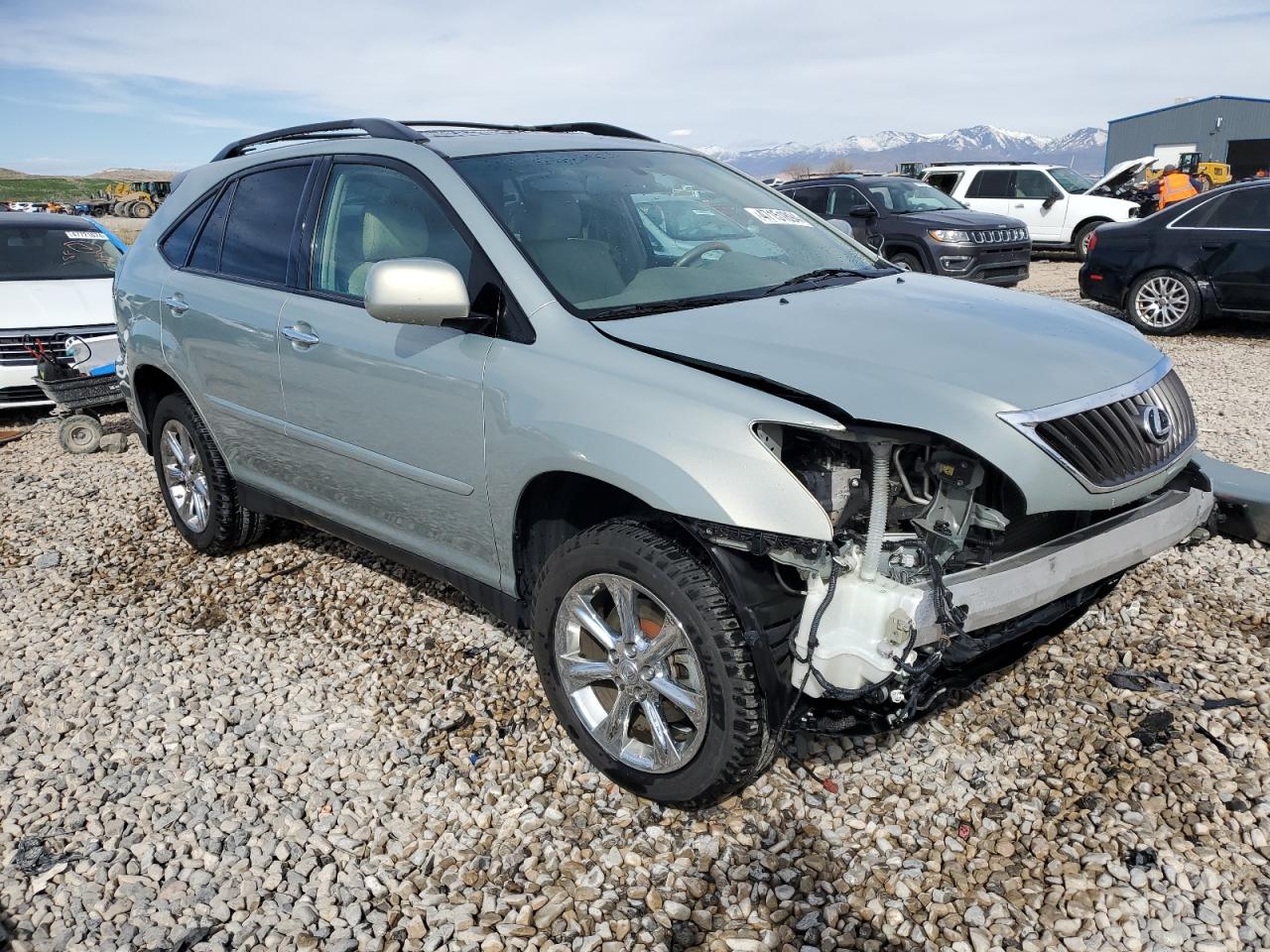 Photo 3 VIN: 2T2HK31U69C126216 - LEXUS RX 