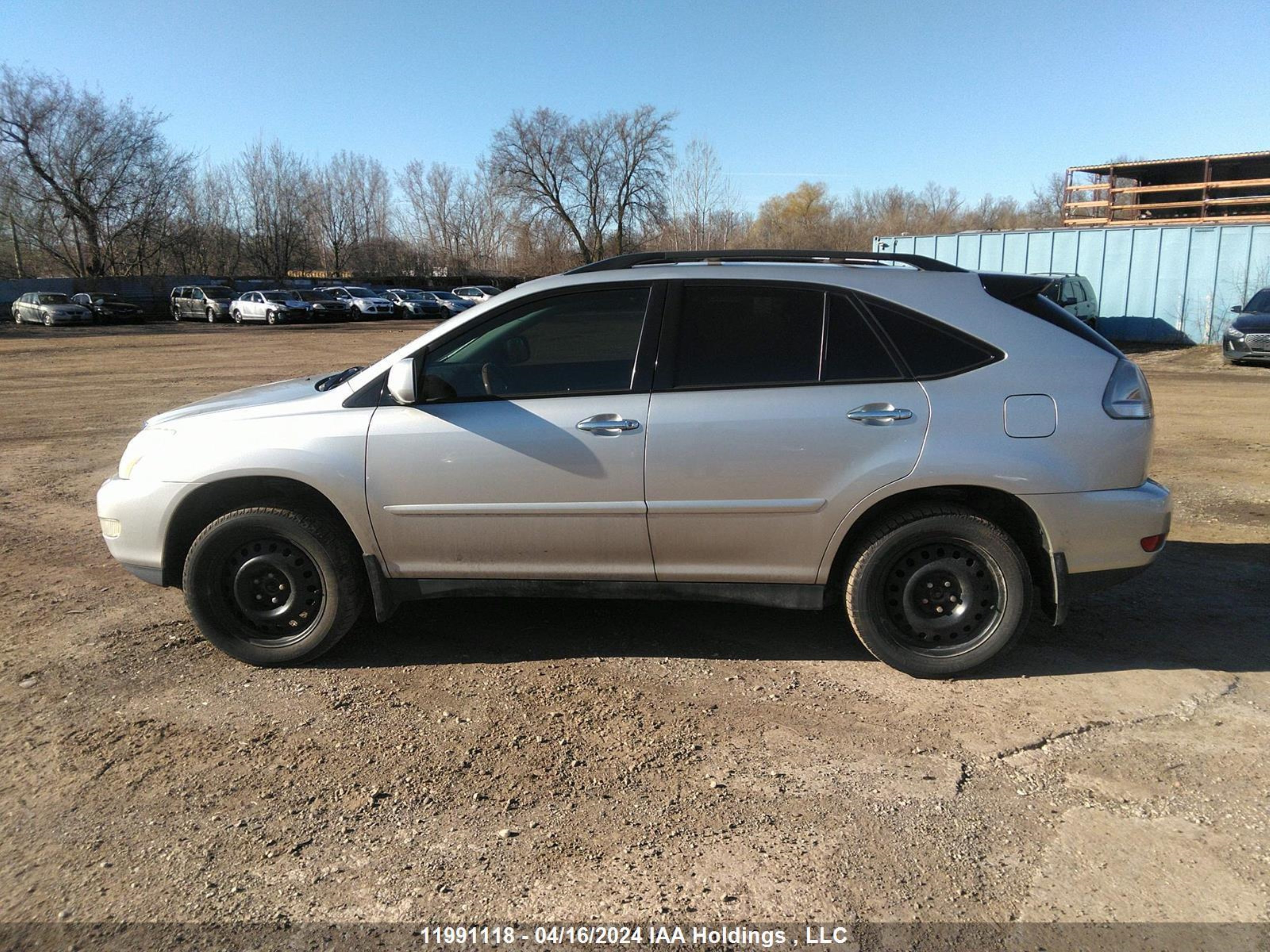 Photo 13 VIN: 2T2HK31U78C063691 - LEXUS RX 