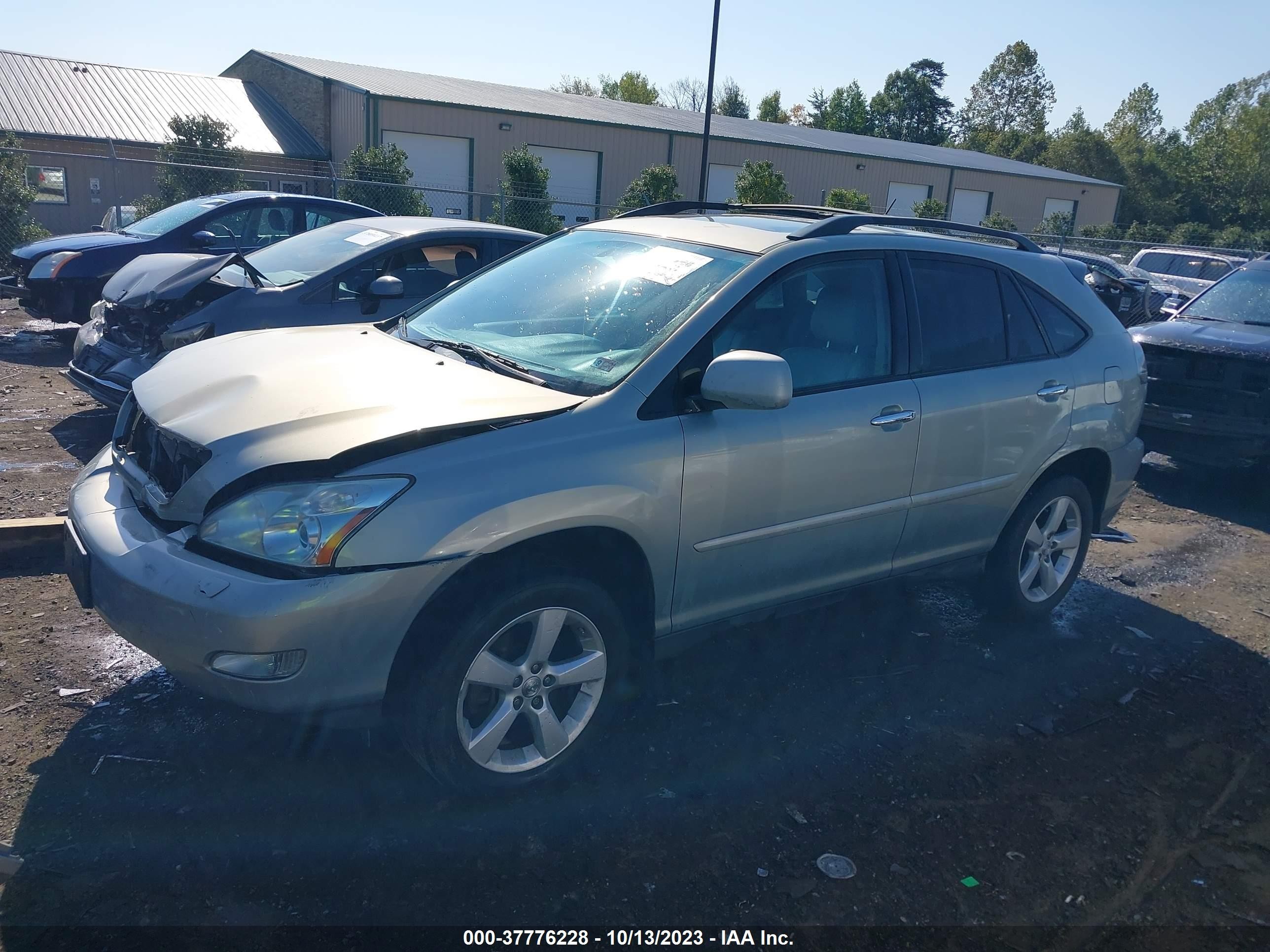 Photo 1 VIN: 2T2HK31U78C064209 - LEXUS RX 