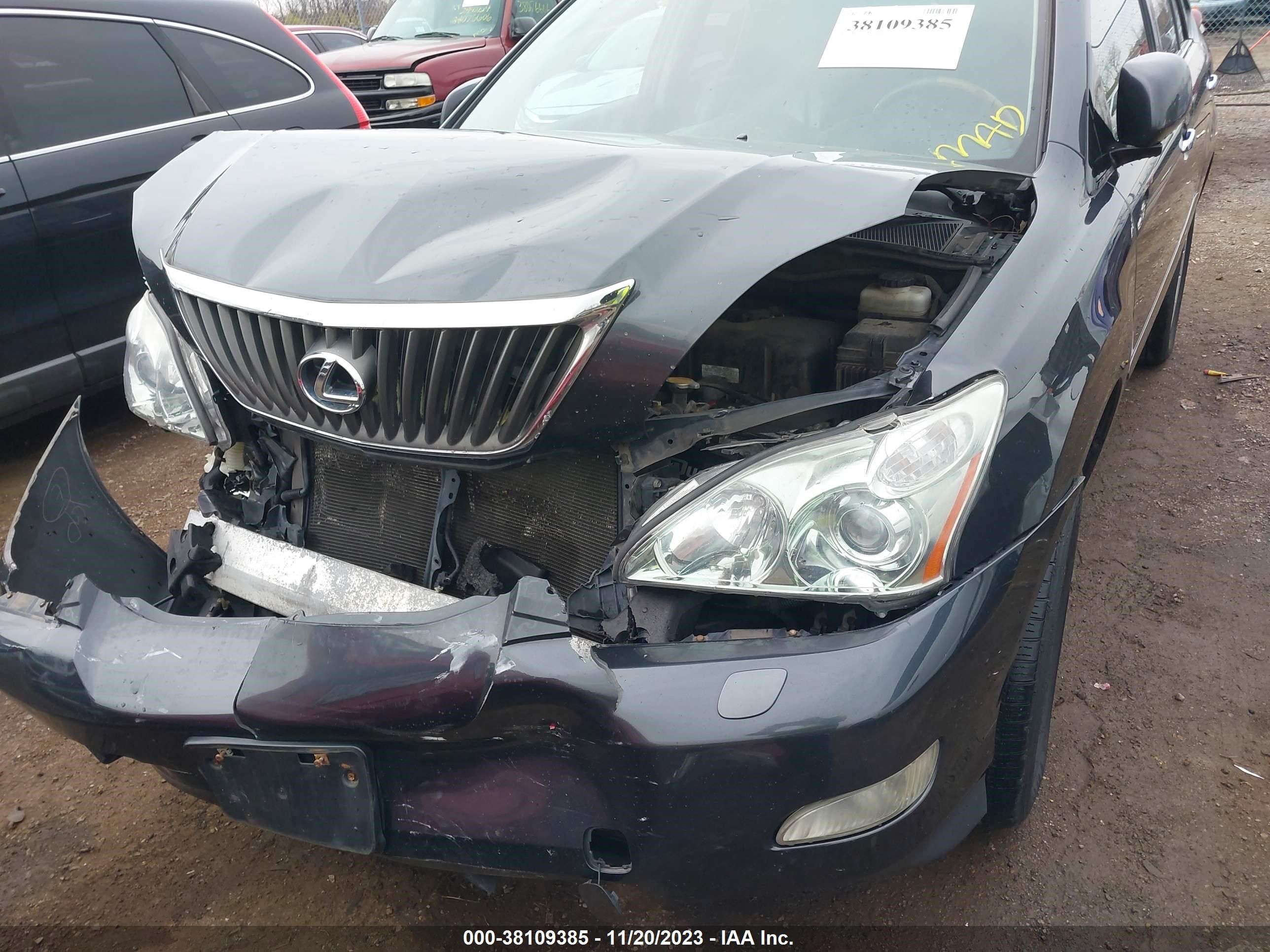 Photo 5 VIN: 2T2HK31U79C122515 - LEXUS RX 