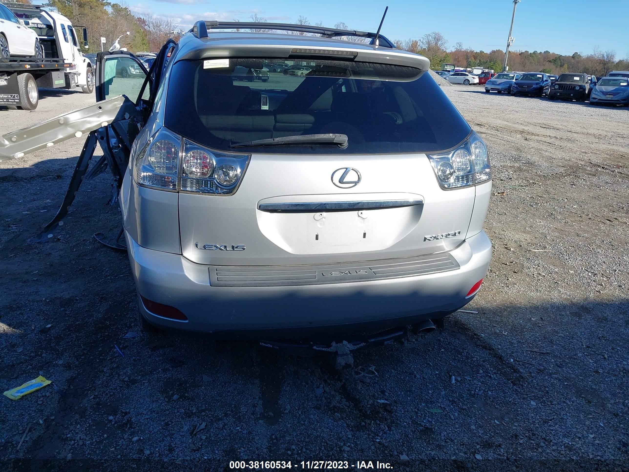 Photo 15 VIN: 2T2HK31U79C130906 - LEXUS RX 