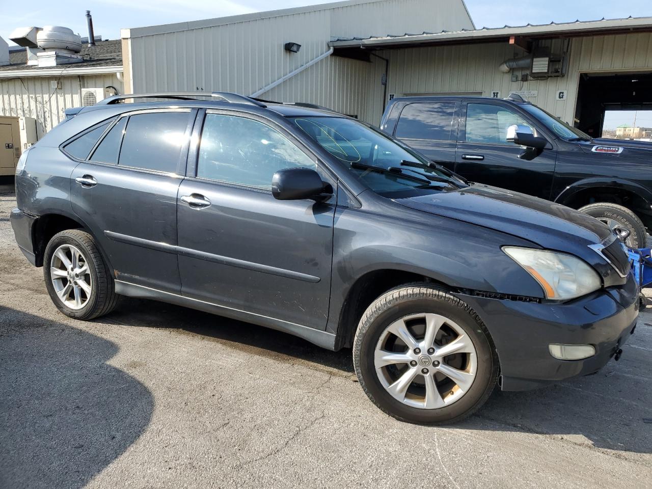 Photo 3 VIN: 2T2HK31U79C134793 - LEXUS RX 