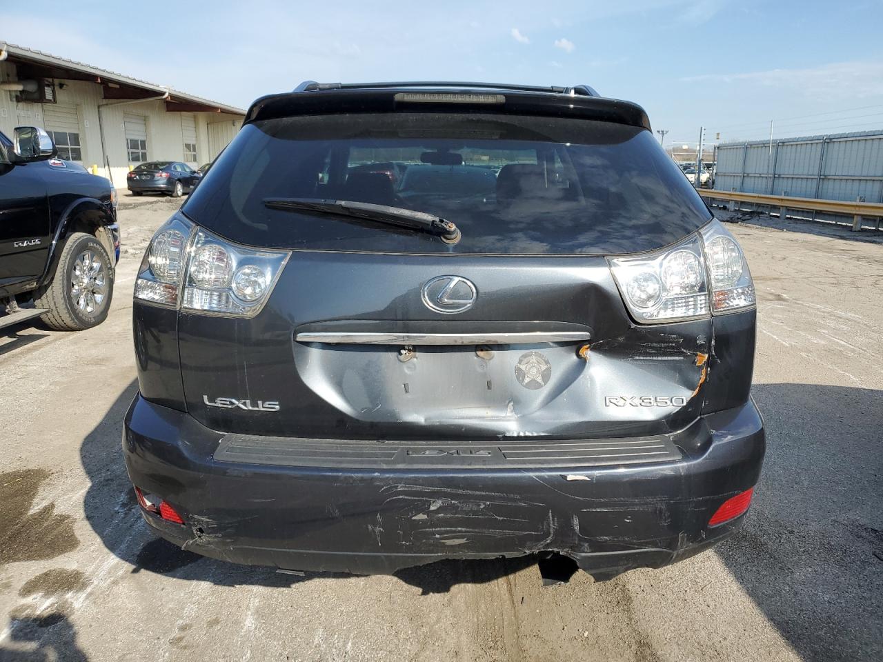 Photo 5 VIN: 2T2HK31U79C134793 - LEXUS RX 