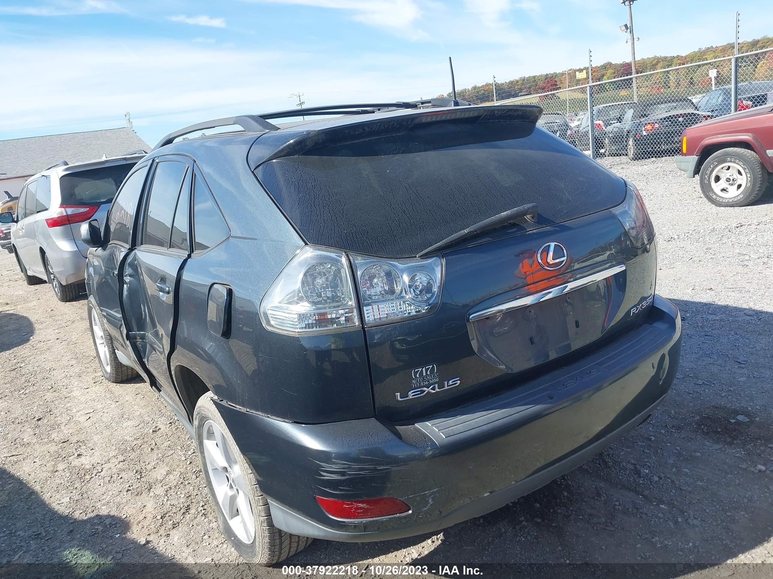 Photo 2 VIN: 2T2HK31U87C039026 - LEXUS RX 