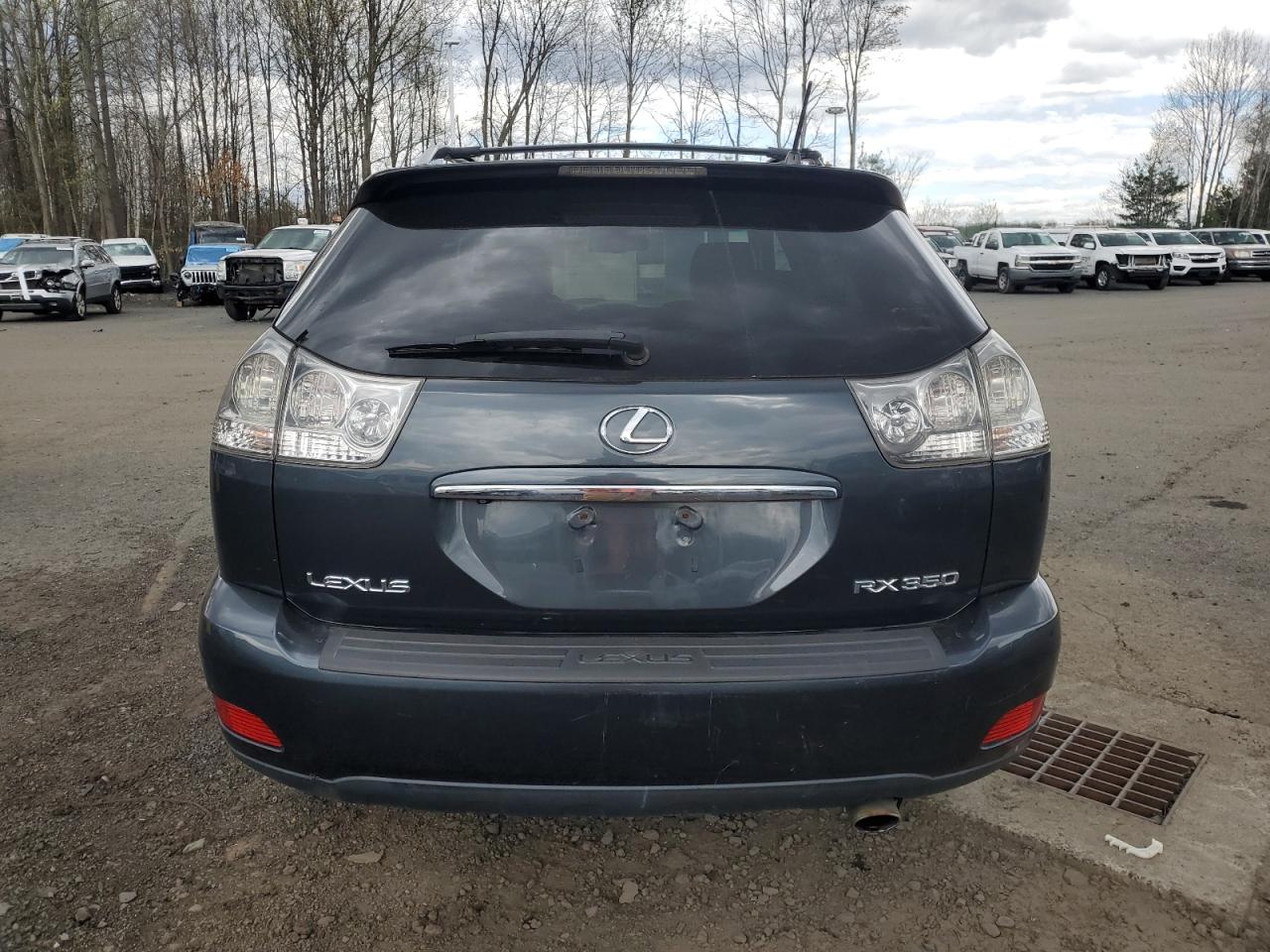 Photo 5 VIN: 2T2HK31U88C058757 - LEXUS RX 