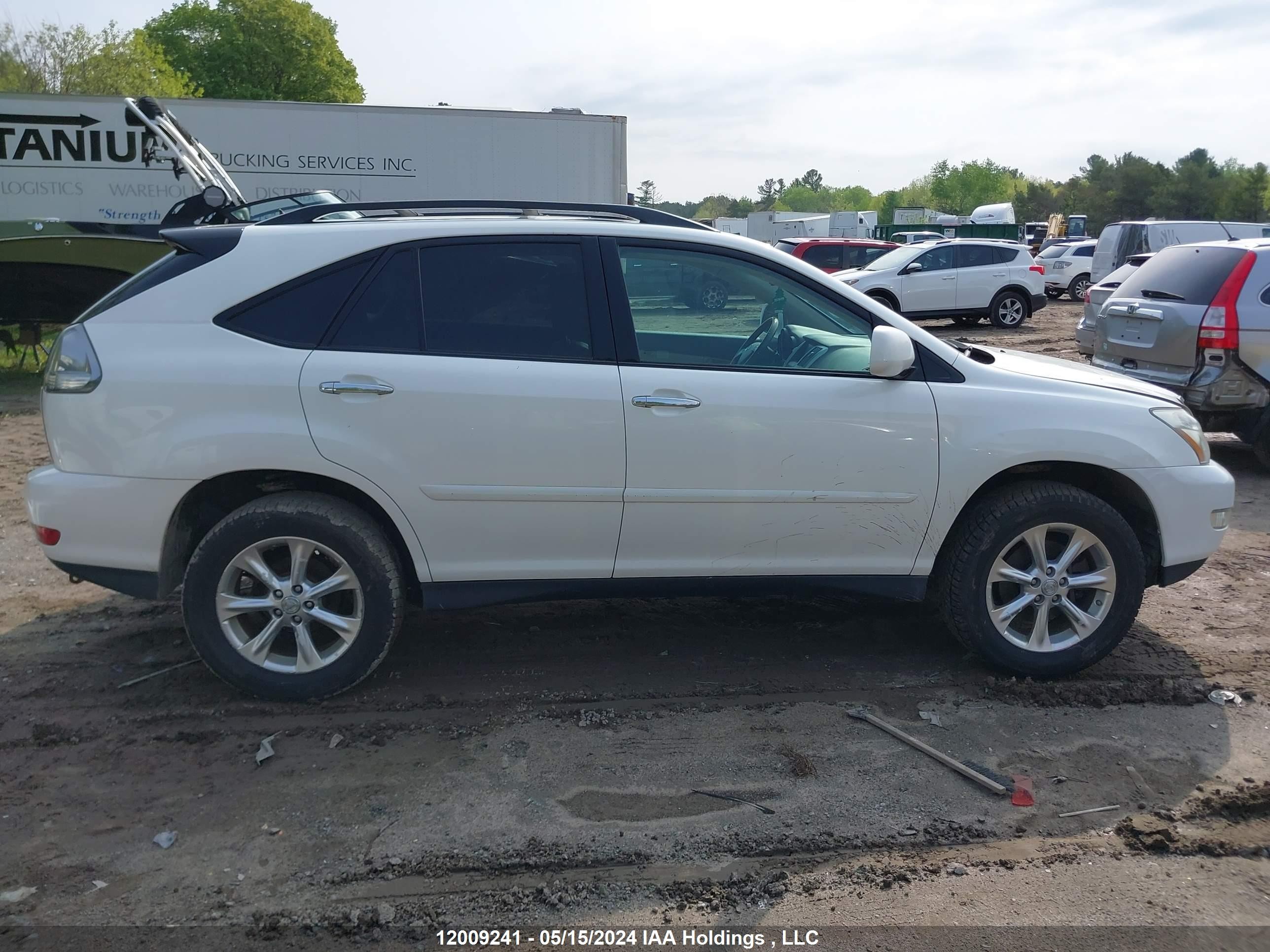 Photo 12 VIN: 2T2HK31U89C105433 - LEXUS RX 