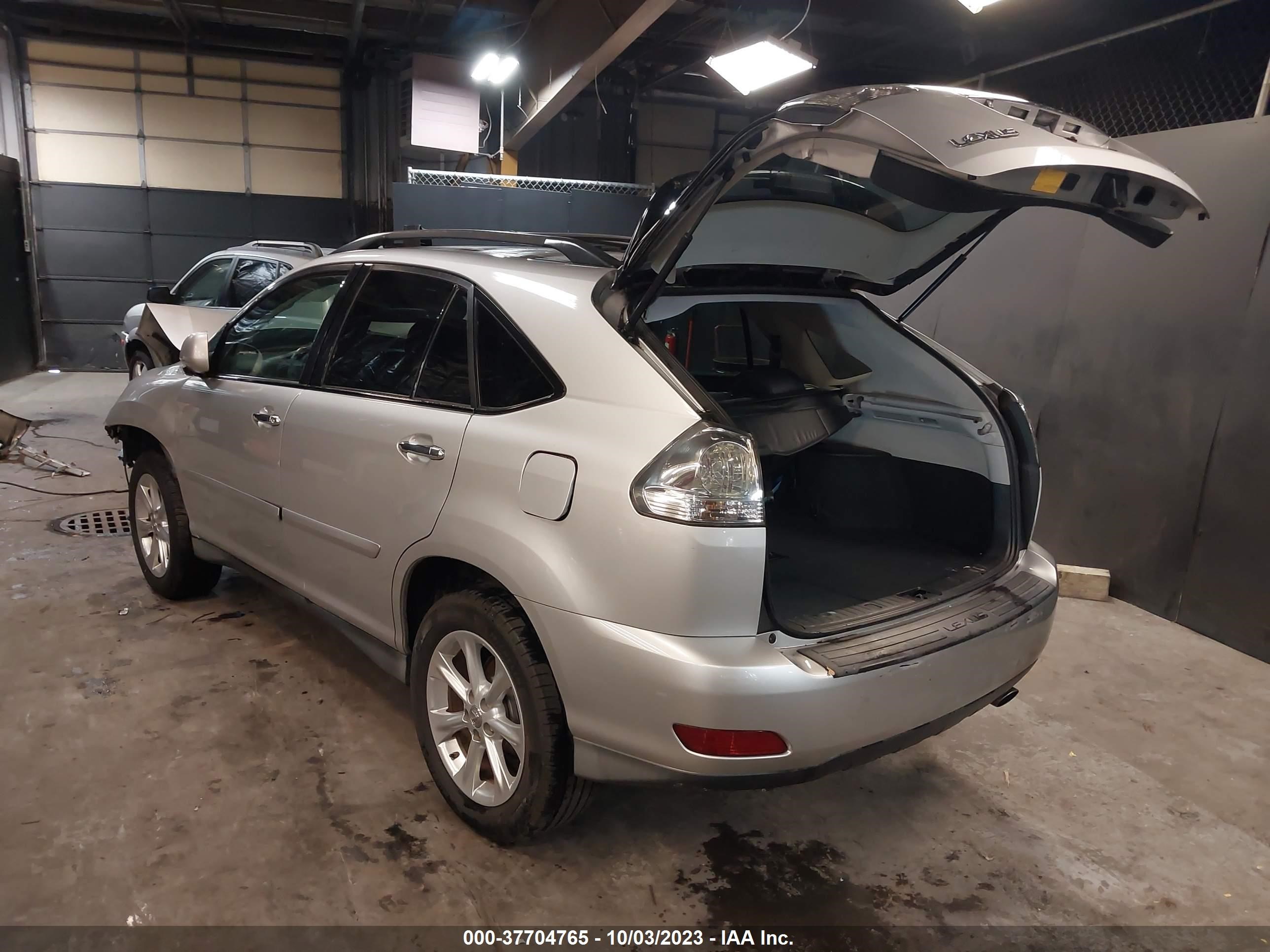 Photo 2 VIN: 2T2HK31U89C114973 - LEXUS RX 