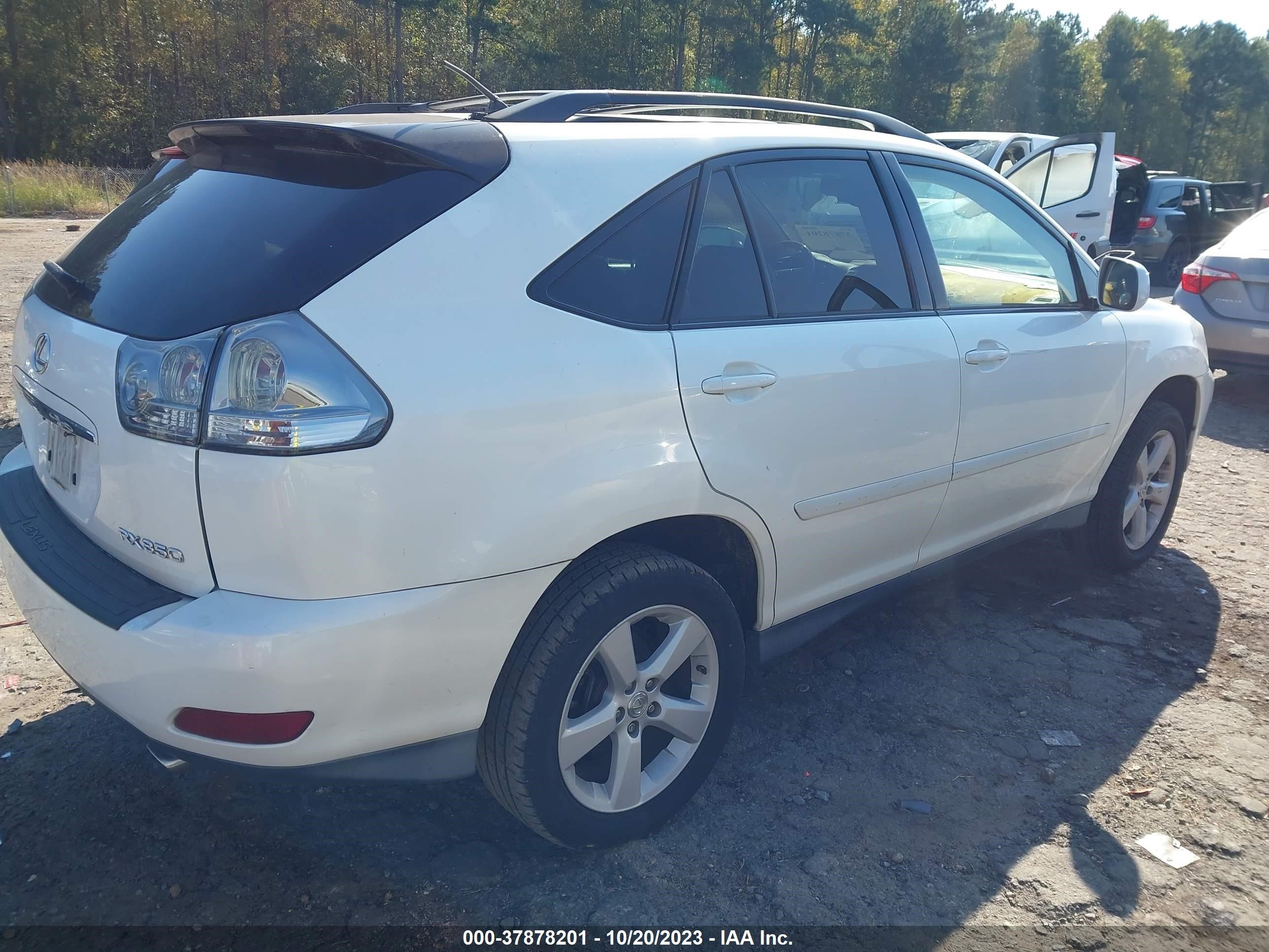 Photo 3 VIN: 2T2HK31U97C010389 - LEXUS RX 